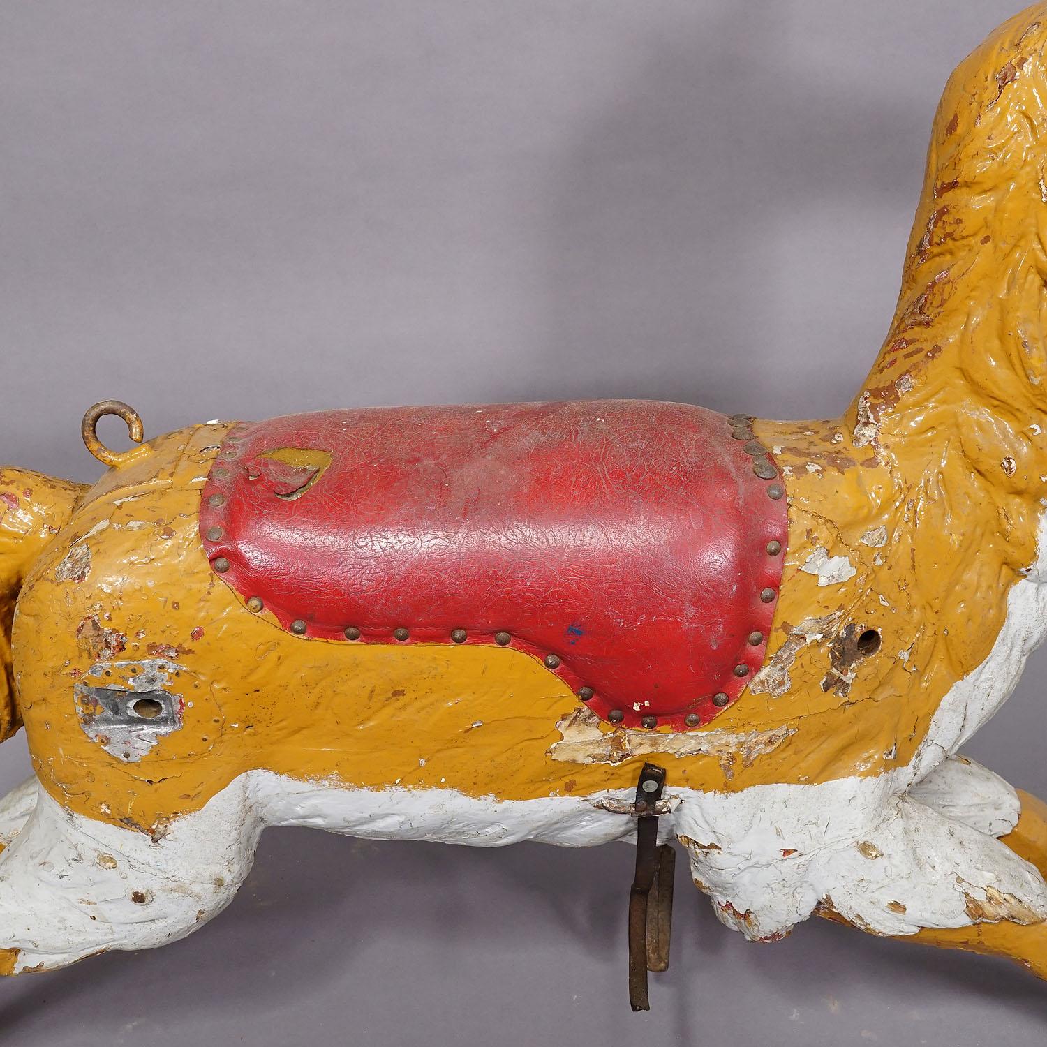 Legno Antico carosello di bambini con scultura di lama, Germania, fine XIX secolo in vendita