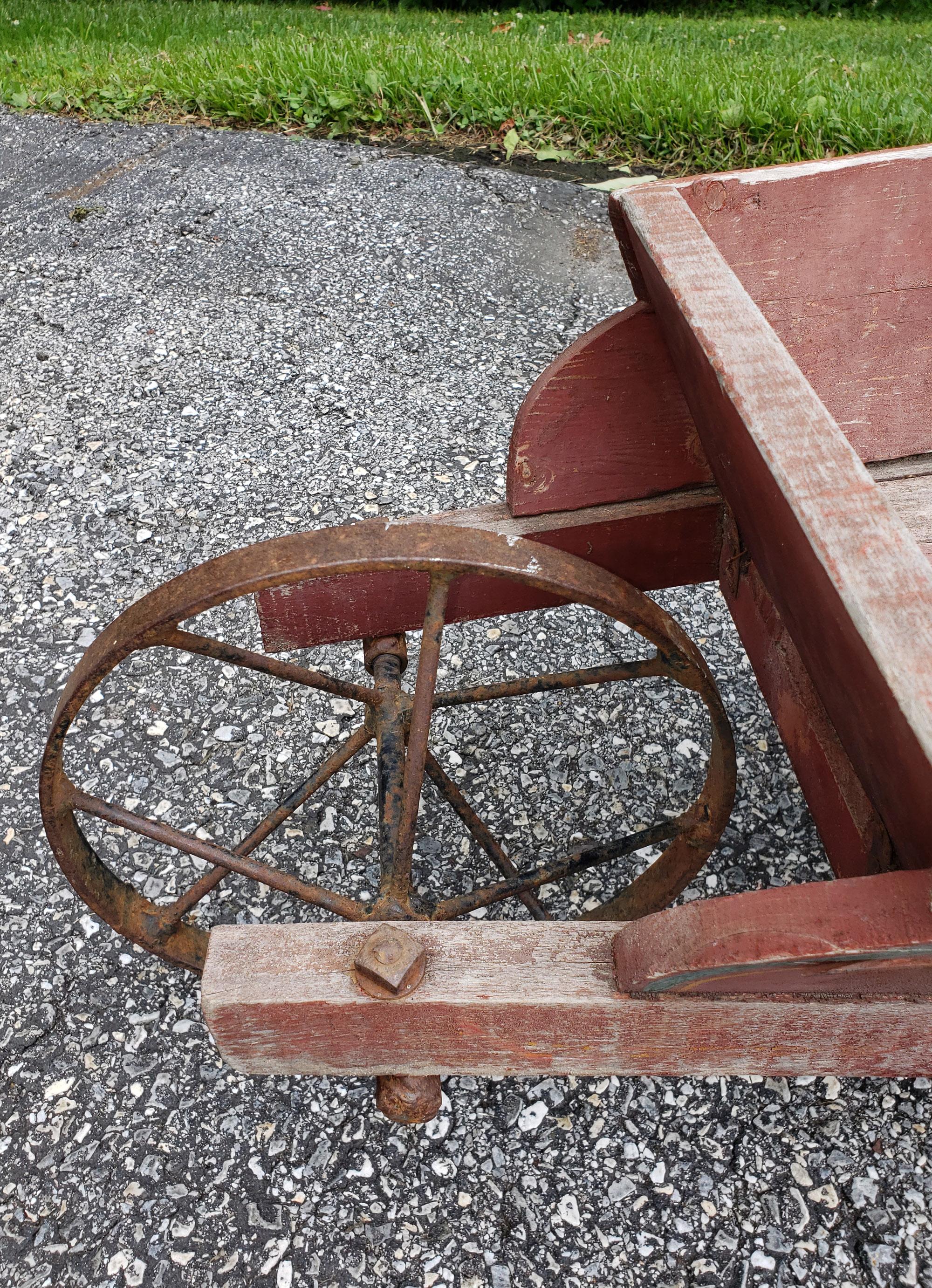 Arte popolare Carriola per bambini, Mid Century Antiques