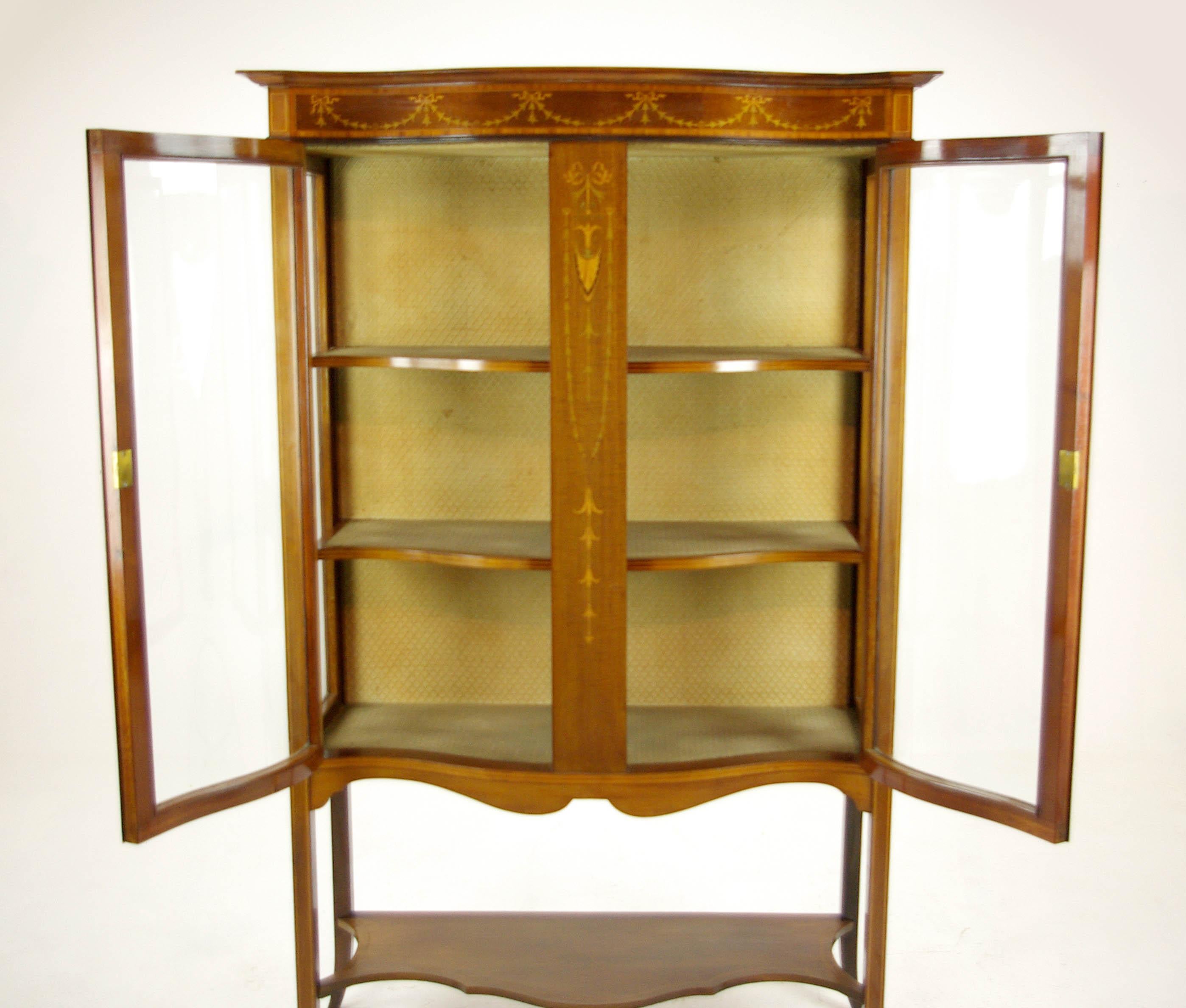 Antique China Cabinet, Walnut, Bow Front Cabinet, Curio Cabinet, 1910 In Good Condition In Vancouver, BC