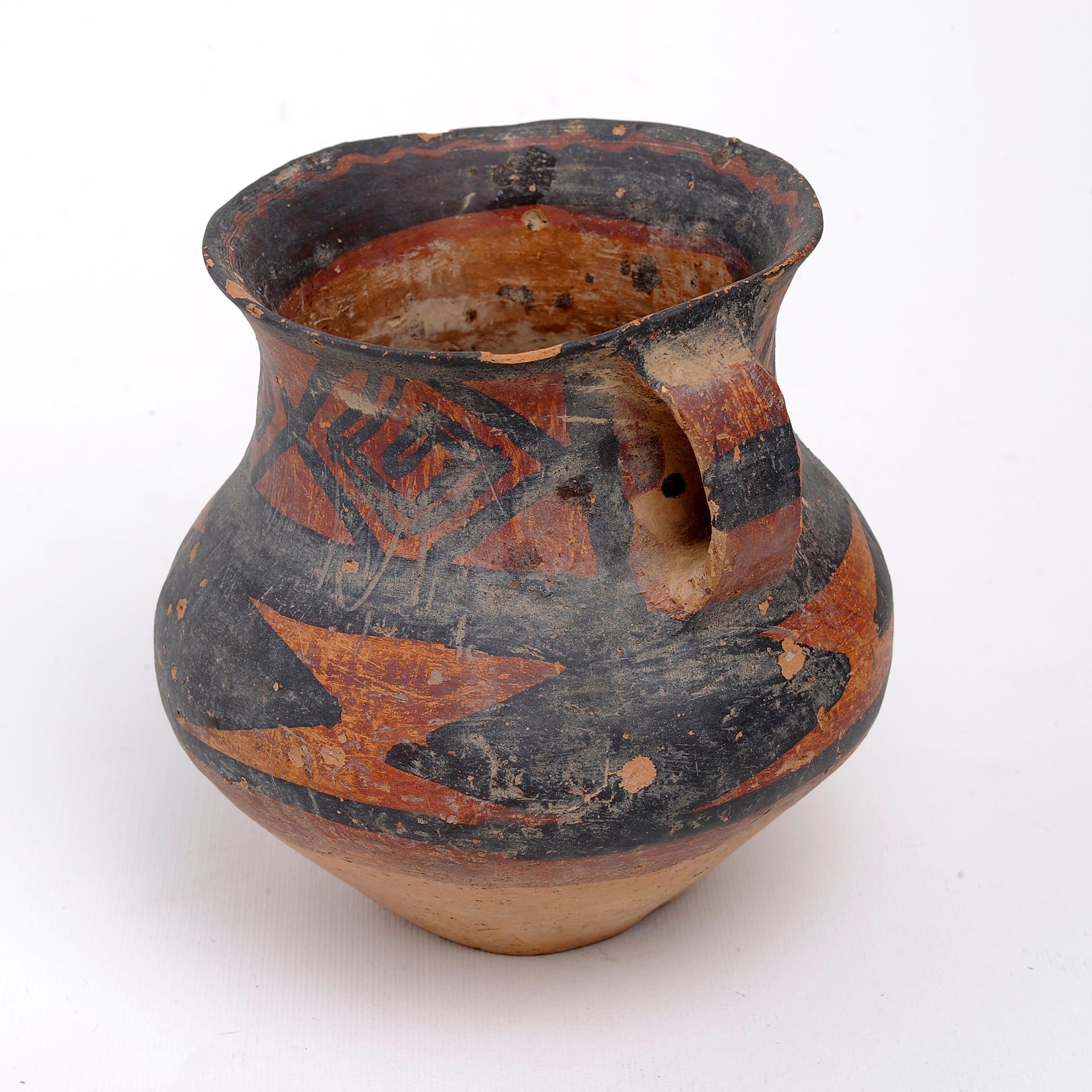 Chinese Antique China Terracotta Jar with Handles For Sale
