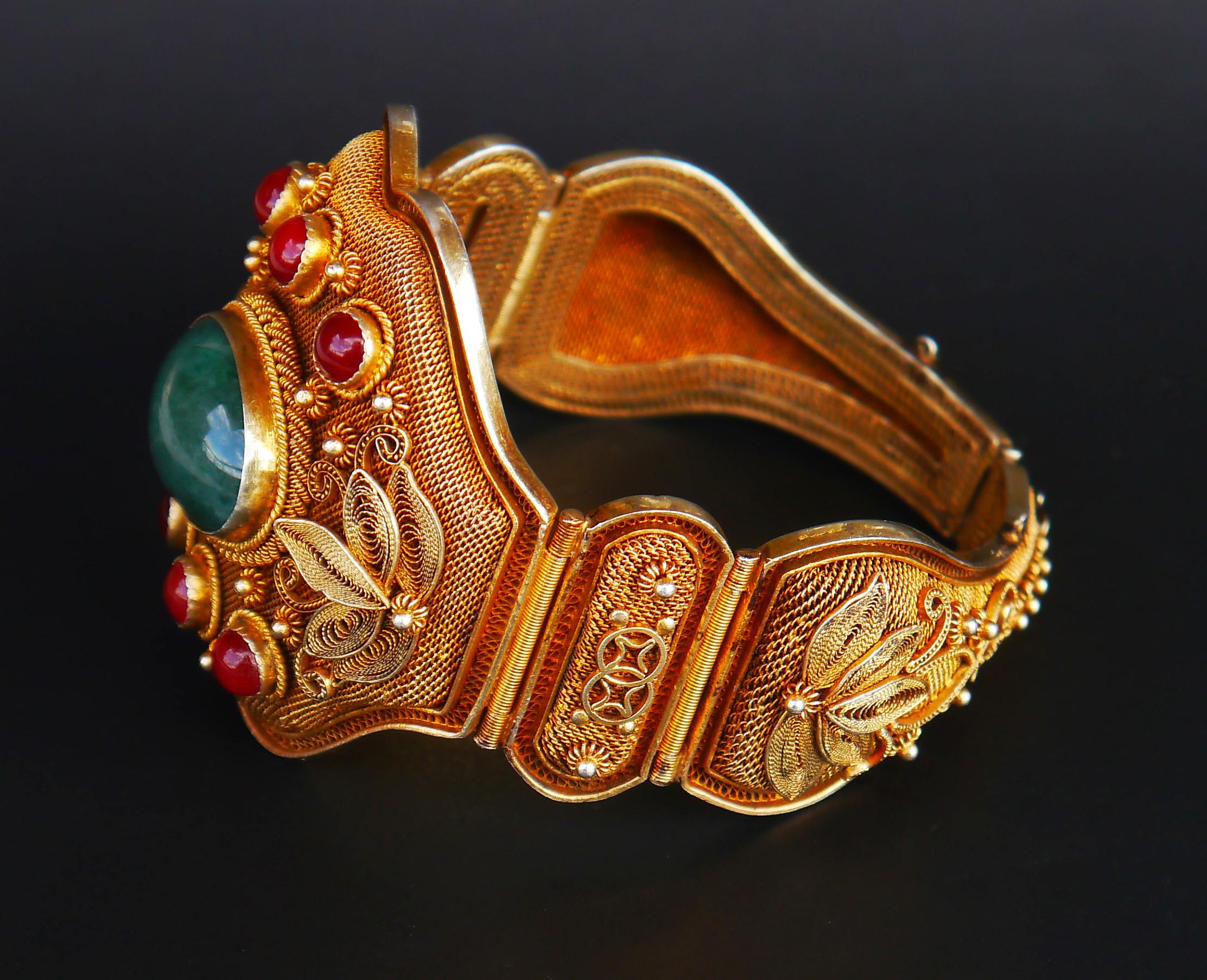 Bracelet chinois ancien en jade, cornaline et argent doré51 g en vente 7