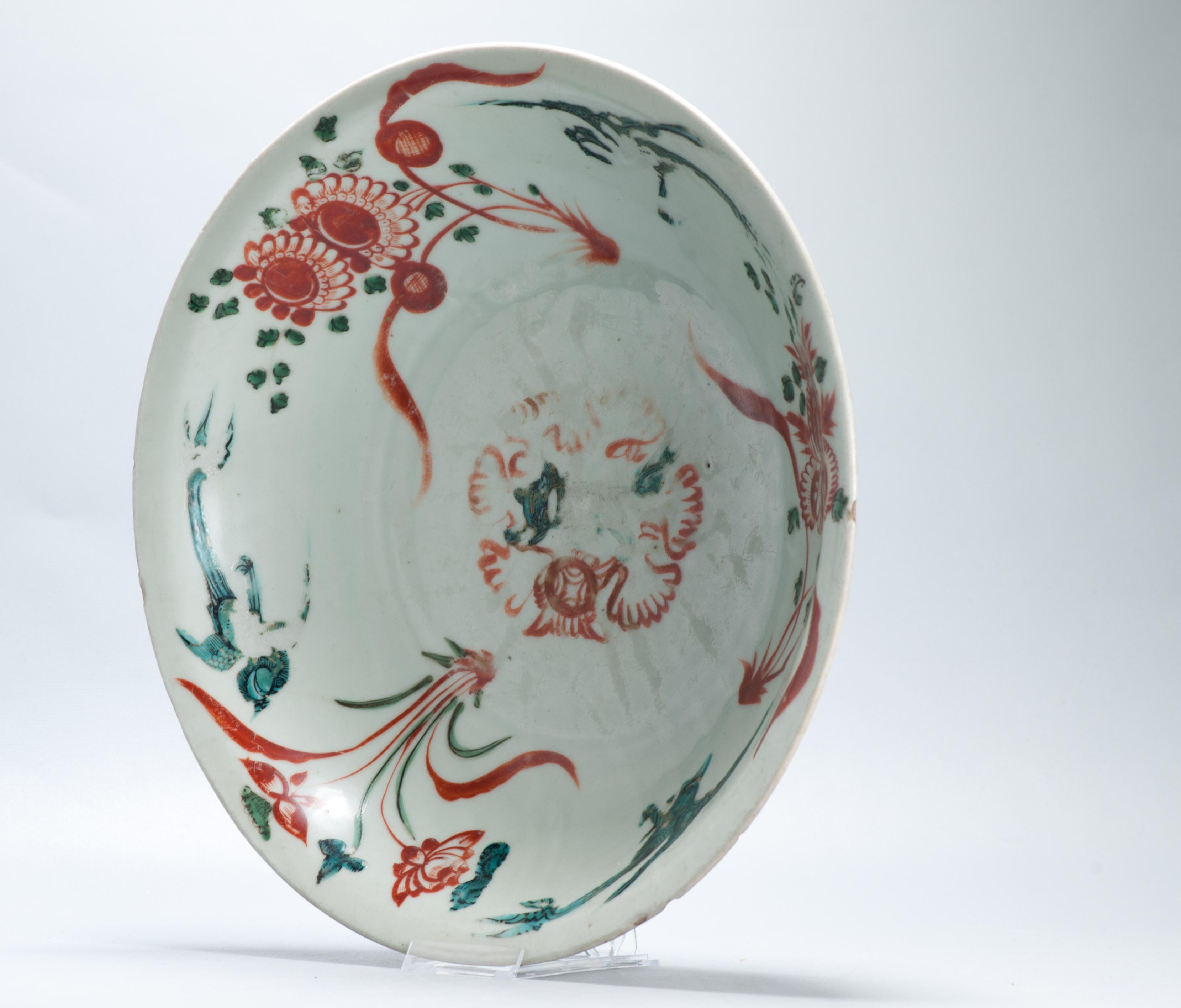 Descripción

Plato grande muy bien decorado de hacia 1600-1630.
Pieza pesada y de mayor tamaño con una bella decoración en rojo y verde
Caja de almacenamiento incluida.
Pieza similar en la literatura, ver fotos.

Condición
sólo algunos rimchips.