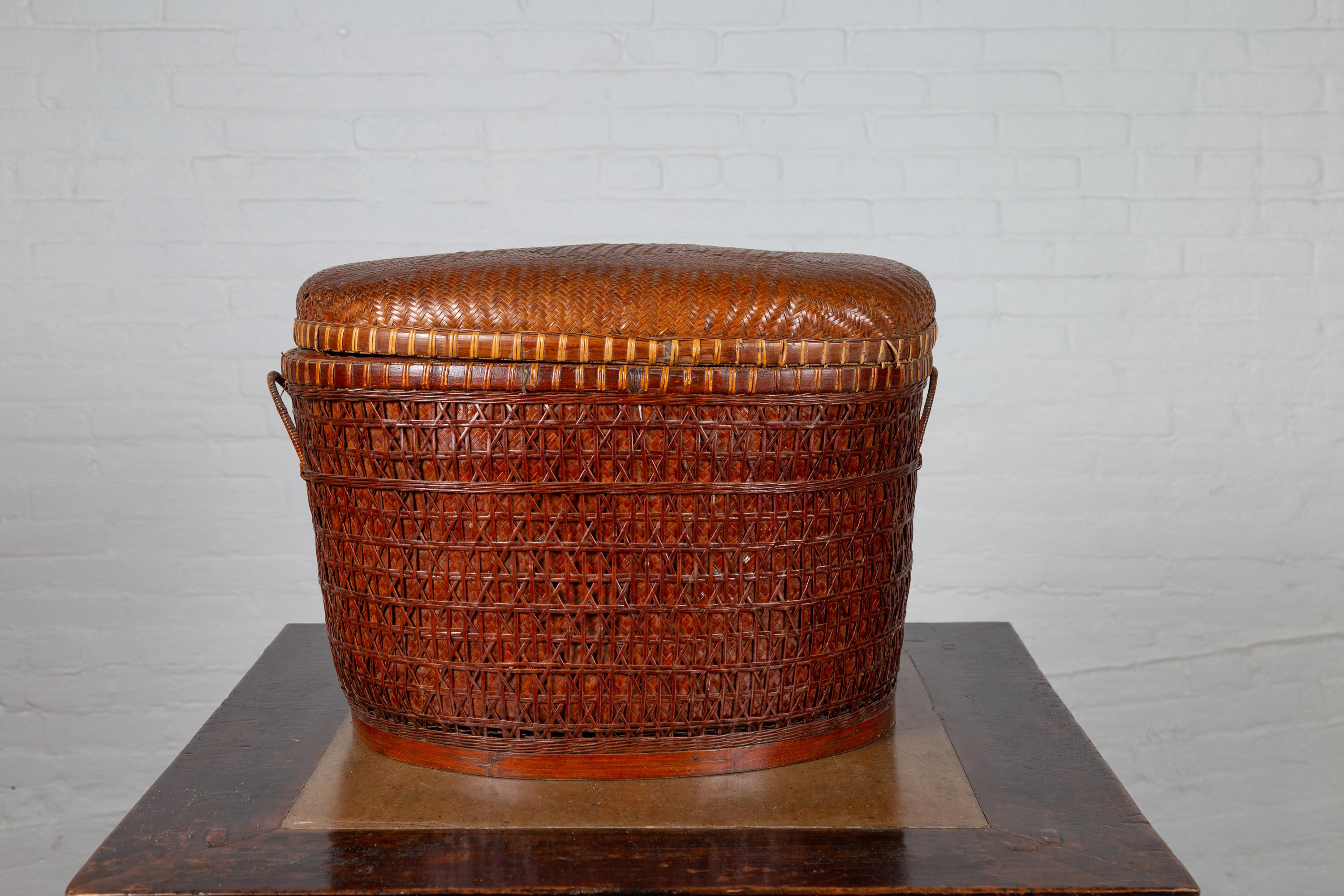 Antique Chinese 19th Century Qing Period Oval Rattan Basket with Lid and Handles 2