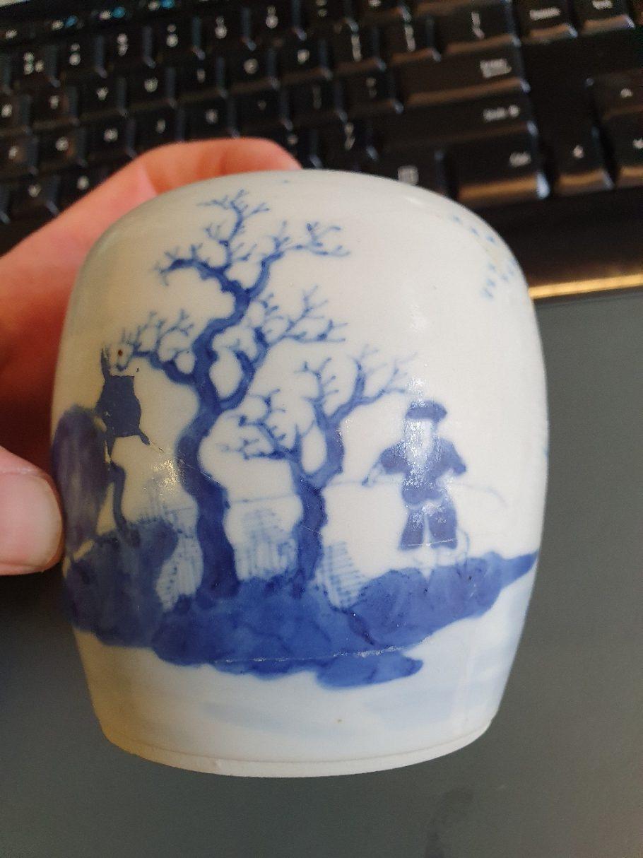 Antique Chinese 19th Porcelain Bleu de Hue Water Pipe Vietnamese Hookah In Fair Condition In Amsterdam, Noord Holland