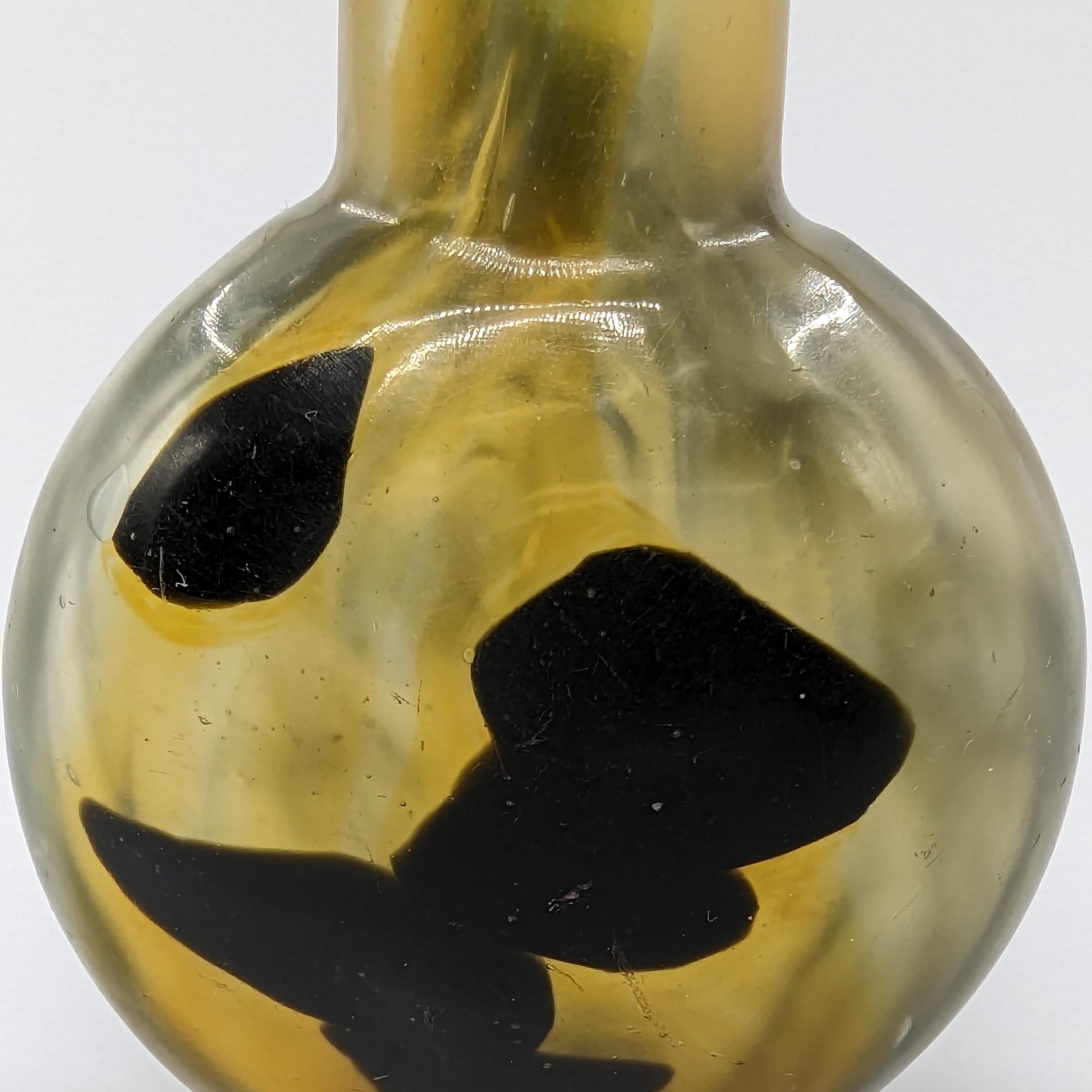 Antike chinesische Schnupftabakflasche aus 3farbigem Liuli-Glas mit leuchtendem Achat, 19. Jahrhundert, Qing im Angebot 5