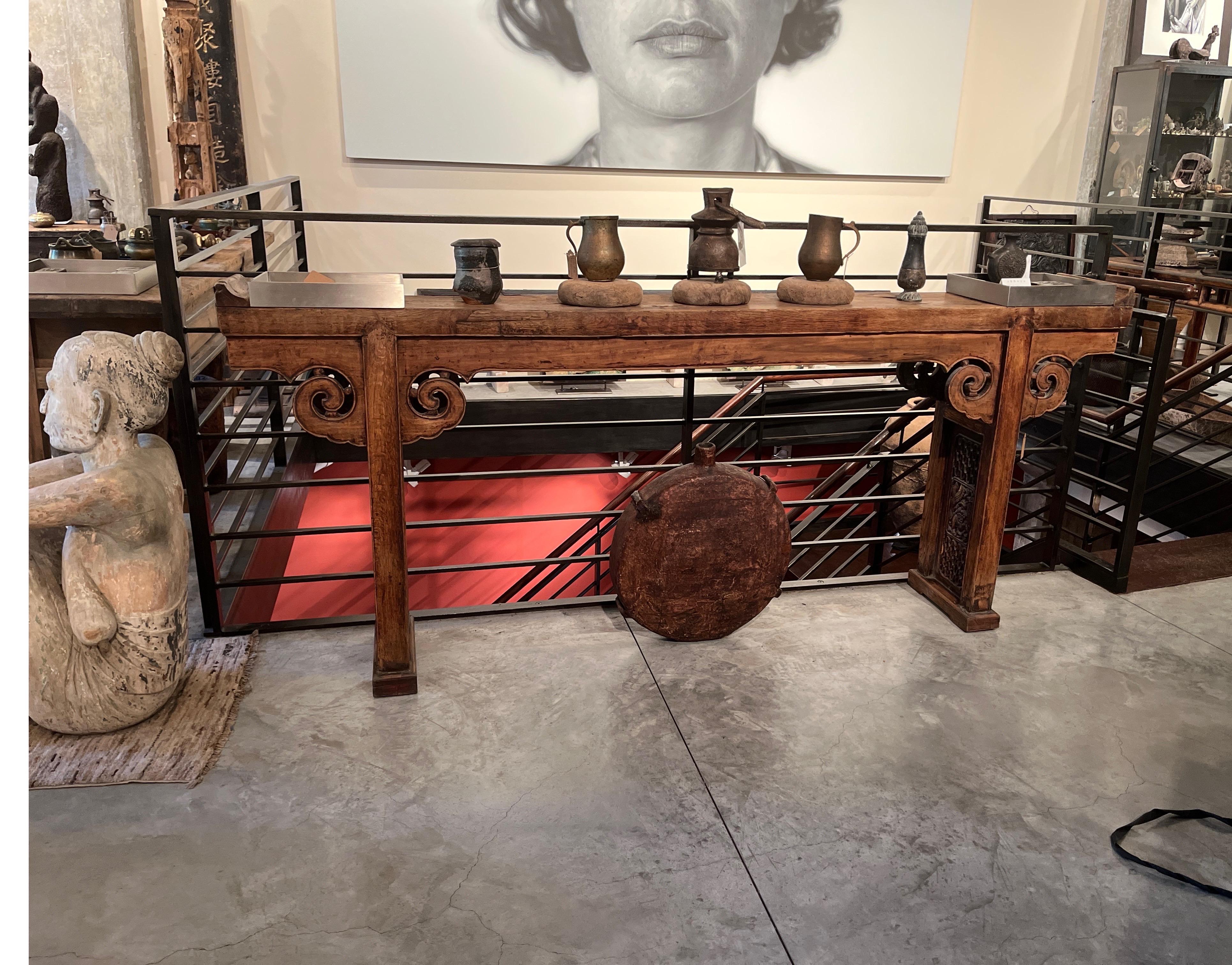 Antique Chinese Altar Table, Circa 1850 In Good Condition For Sale In New York, NY