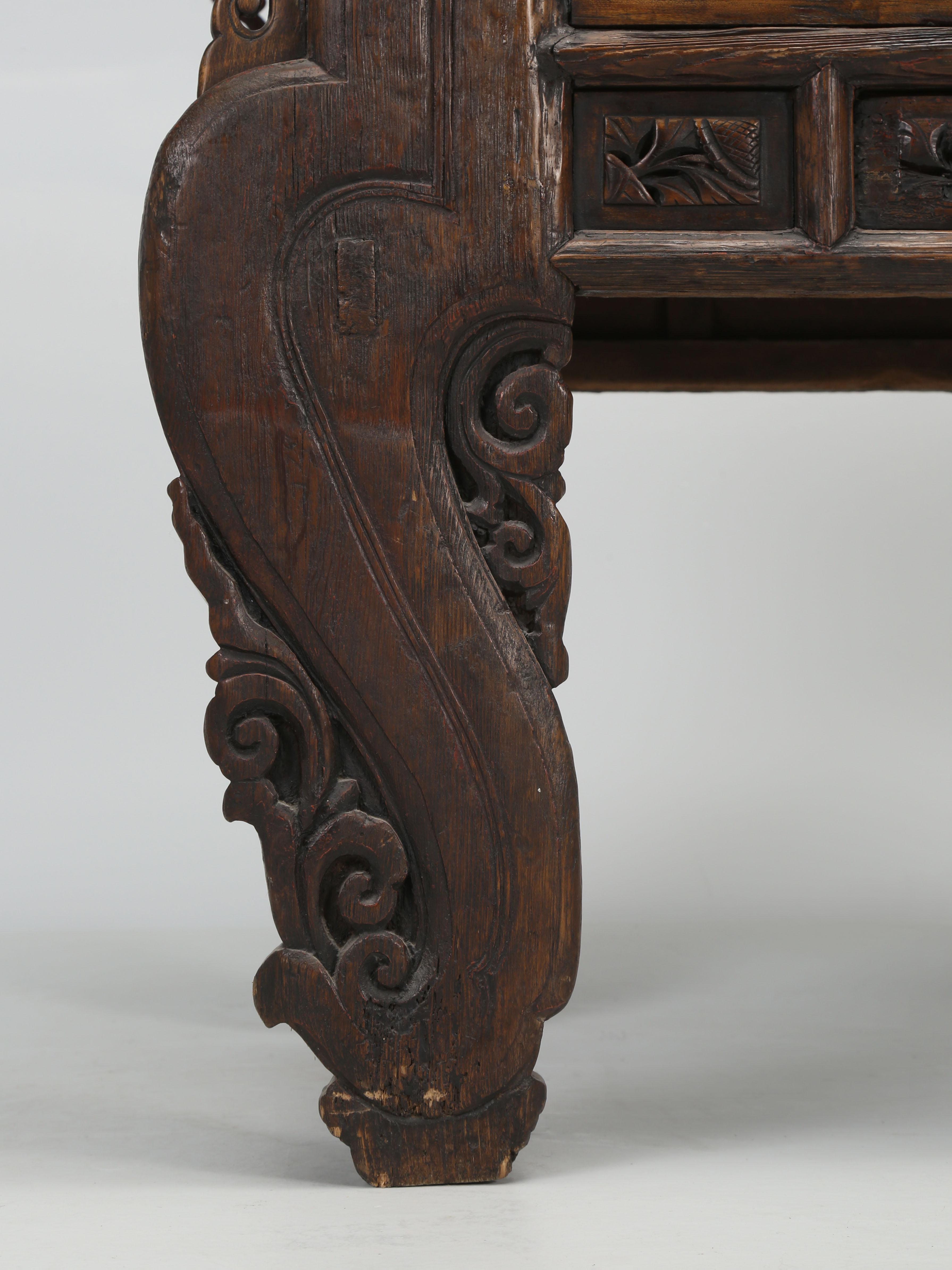 Antique Chinese Alter Table Beautifully Hand-Carved circa 1900 For Sale 8