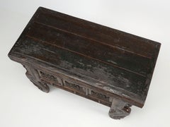 Antique Chinese Alter Table Beautifully Hand-Carved circa 1900