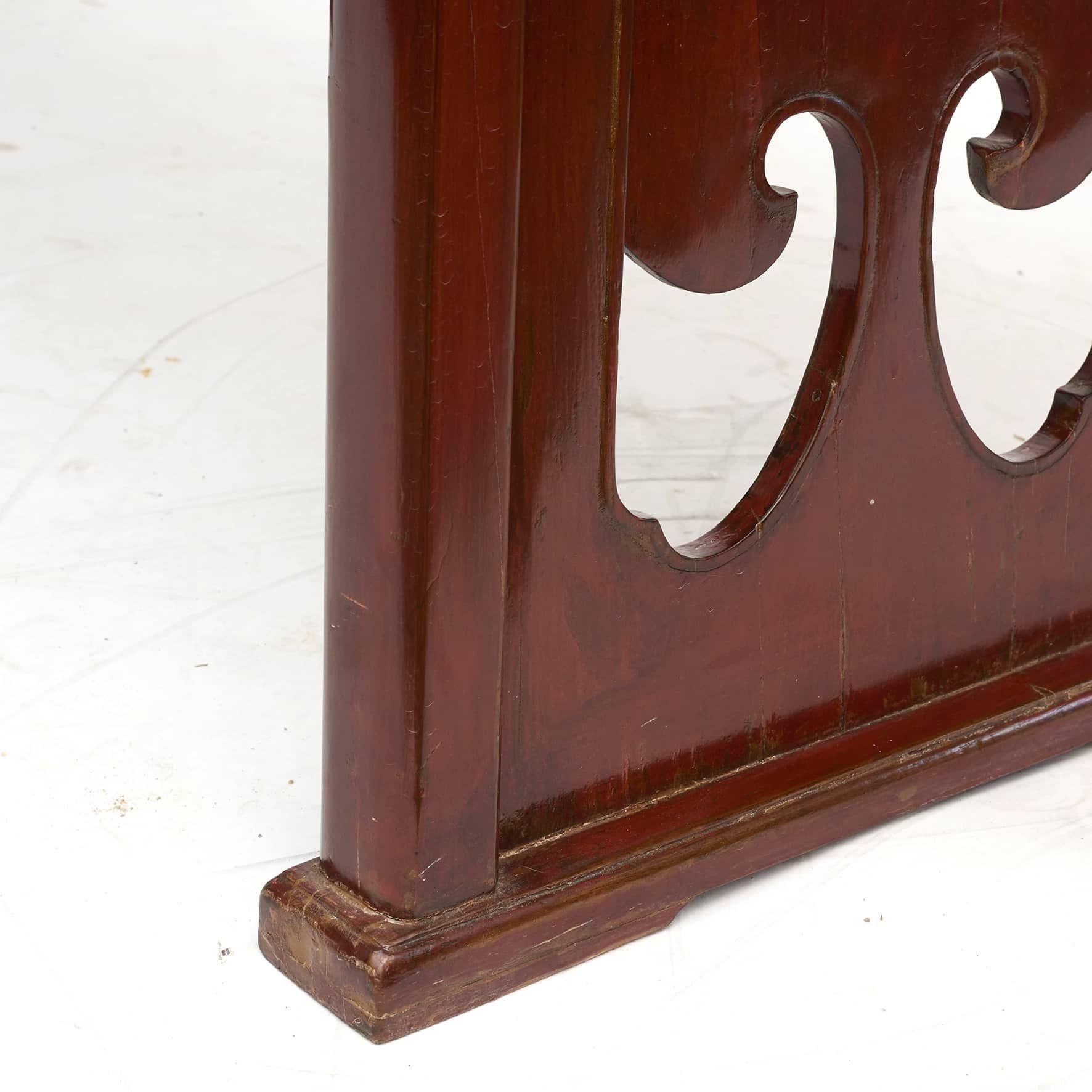 Antique Chinese Alter Table in Original Red Lacquer, C 1820 - 1840 In Good Condition In Kastrup, DK