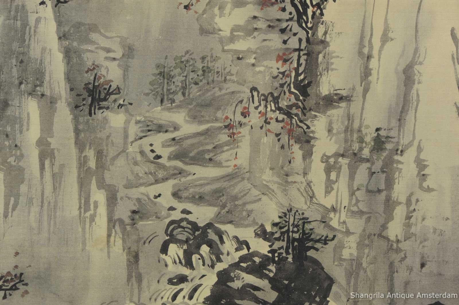 Lovely landscape painting.

Additional information:
Material: Porcelain & Pottery
Region of Origin: China
Country of Manufacturing: China
Period: 19th century, 20th century Qing (1661 - 1912), Republic / Minguo (1912 - 1949)
Original/Reproduction: