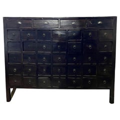 Chinese Walnut Shelf From Jiangsu - 19th Century Chinese Walnut Shelf From Jiangsu - 19th Century