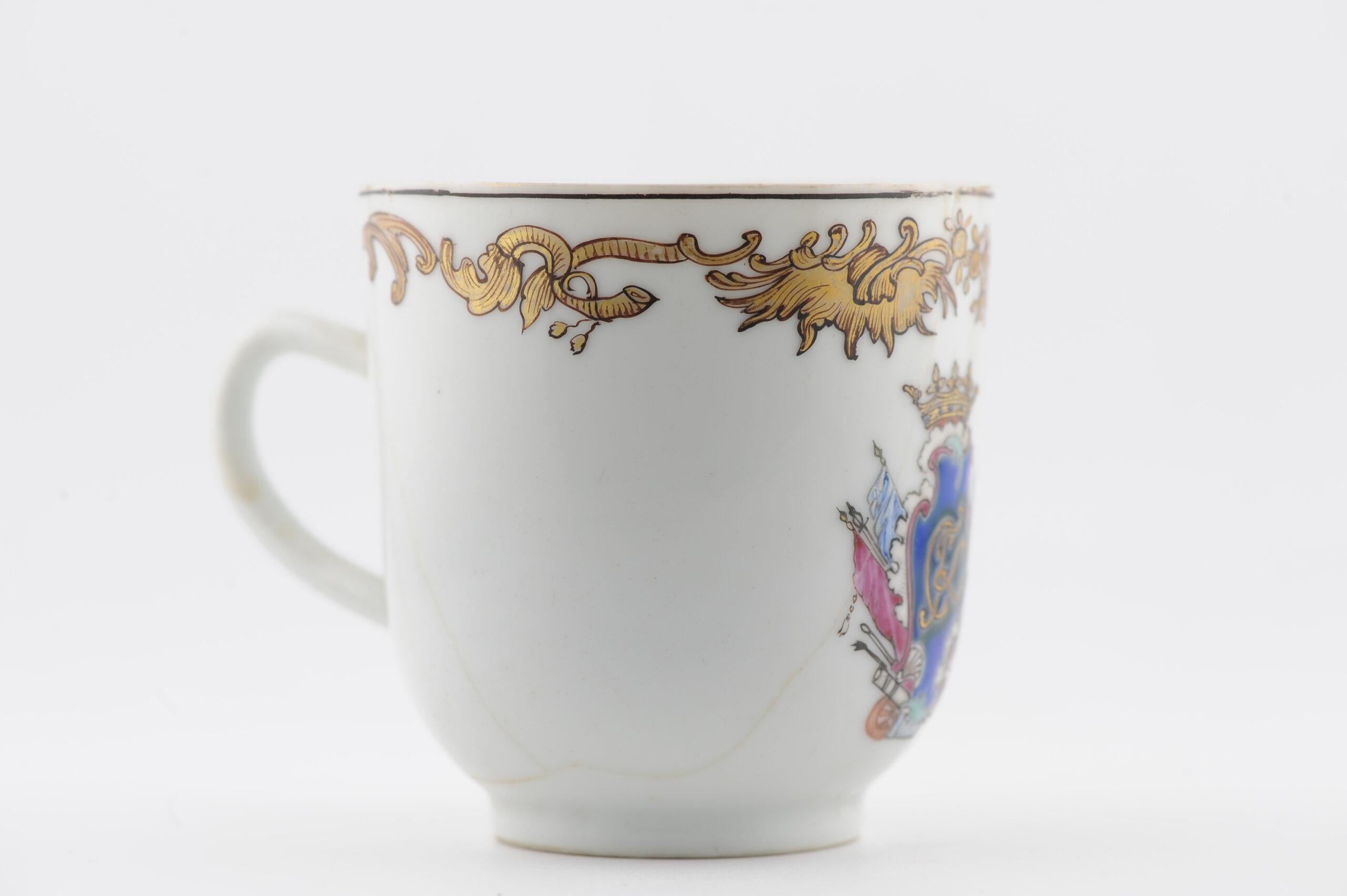A nice Armorial coffee cup with beautiful scene. Also flowers are part of the painting. Qing Dynasty – Qing Period.

Additional information:
Material: Porcelain & Pottery
Region of Origin: China
Emperor: Qianlong (1735-1796)
Period: 17th