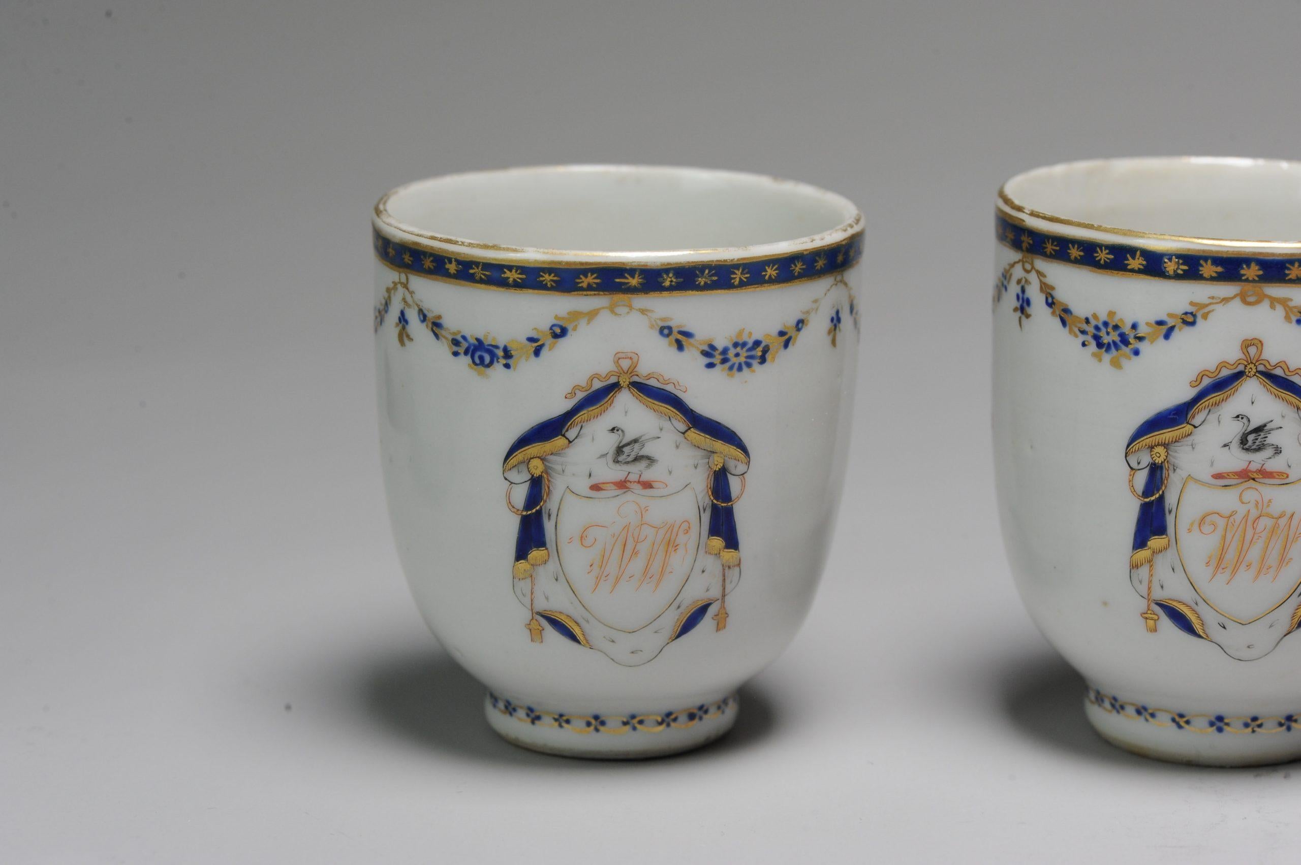 Service à thé chinois ancien en porcelaine Qianlong de la famille armoriée datant de la Seconde Guerre mondiale, 18e siècle, Chine en vente 4