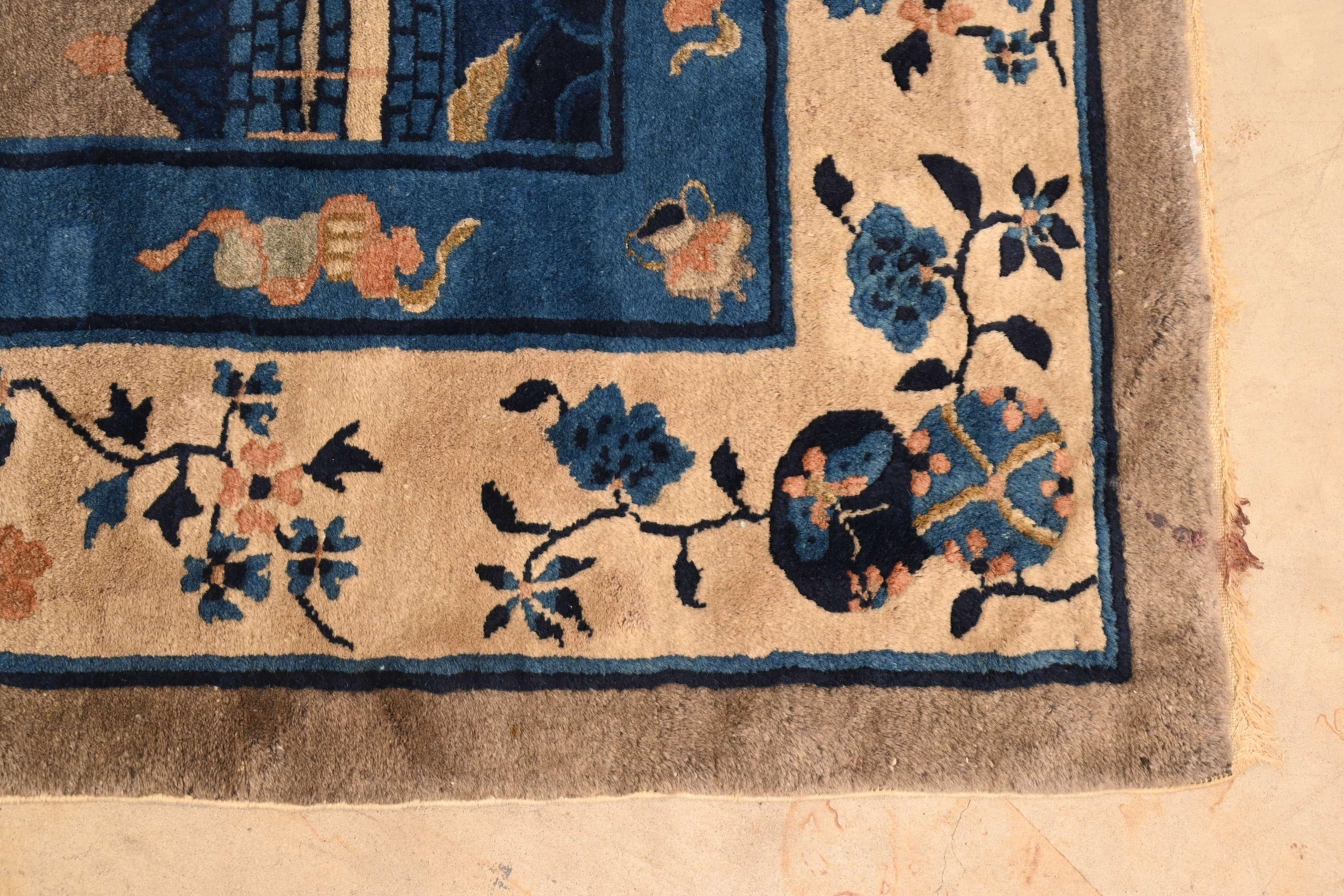 Antique Chinese Art Deco Hand-Knotted Room Size Wool Rug, Circa 1920s For Sale 6