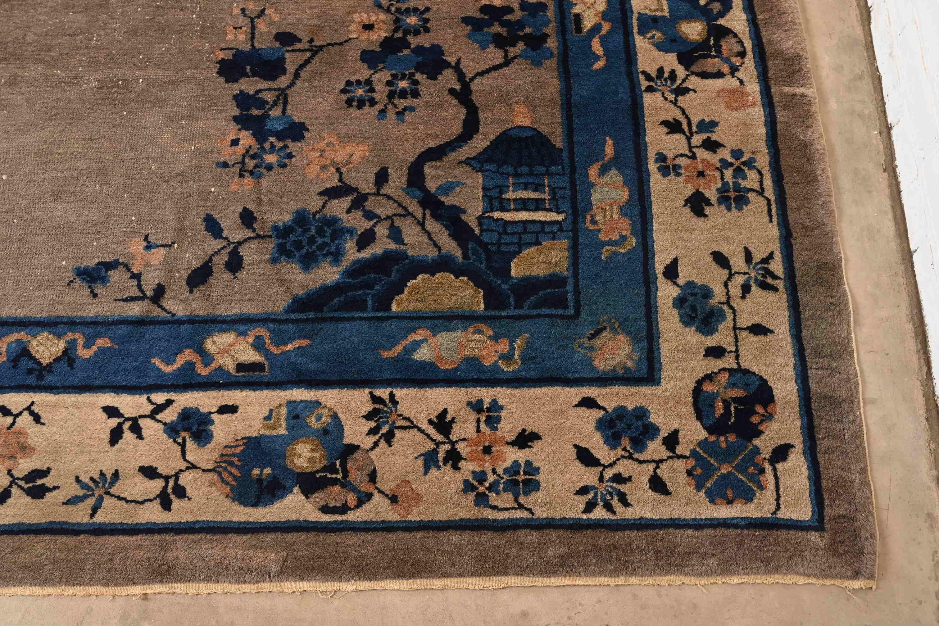 Antique Chinese Art Deco Hand-Knotted Room Size Wool Rug, Circa 1920s For Sale 7