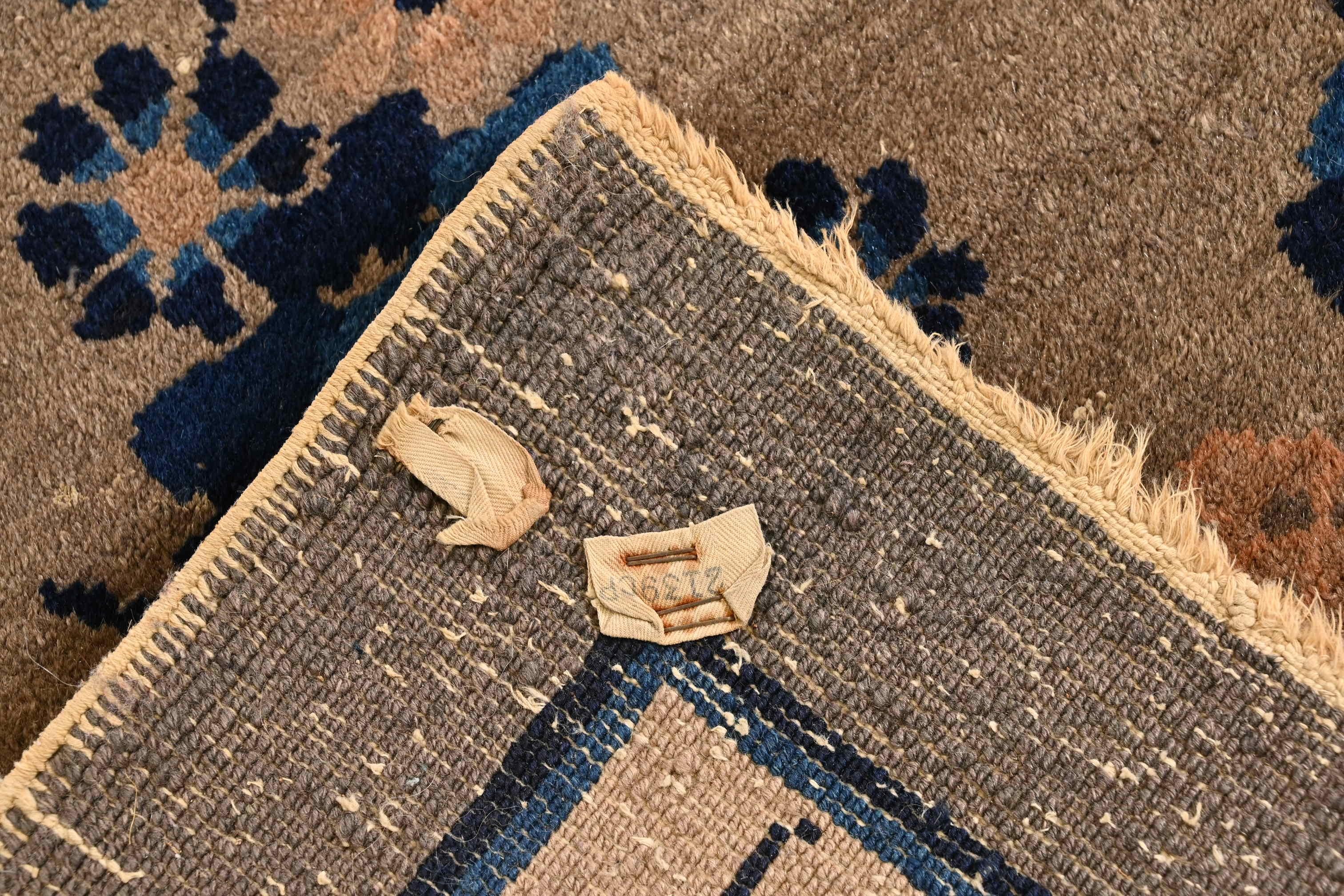 Antique Chinese Art Deco Hand-Knotted Room Size Wool Rug, Circa 1920s For Sale 10