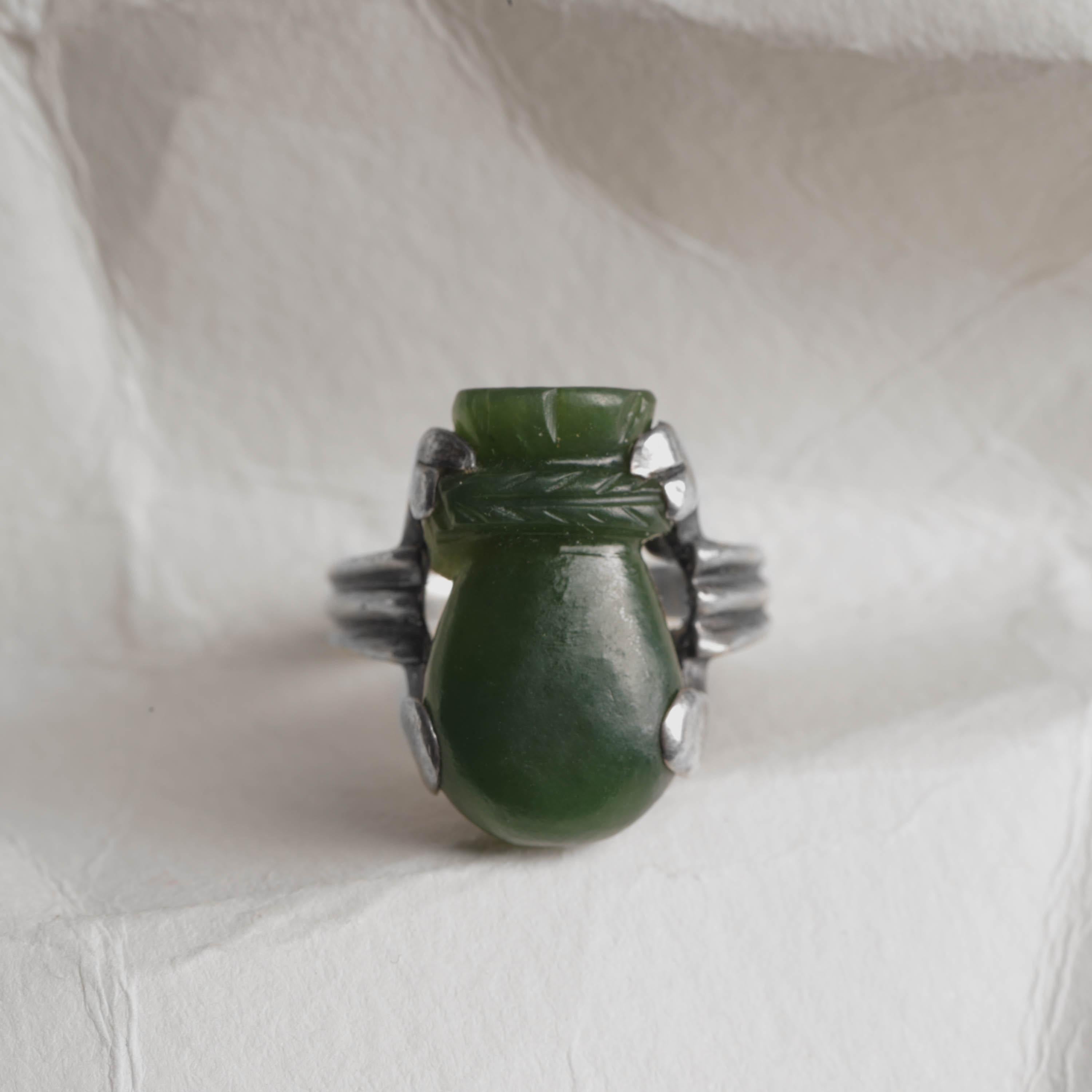 Antique Chinese Art Deco Nephrite Ring Certified Untreated, Exquisite Old-School For Sale 2