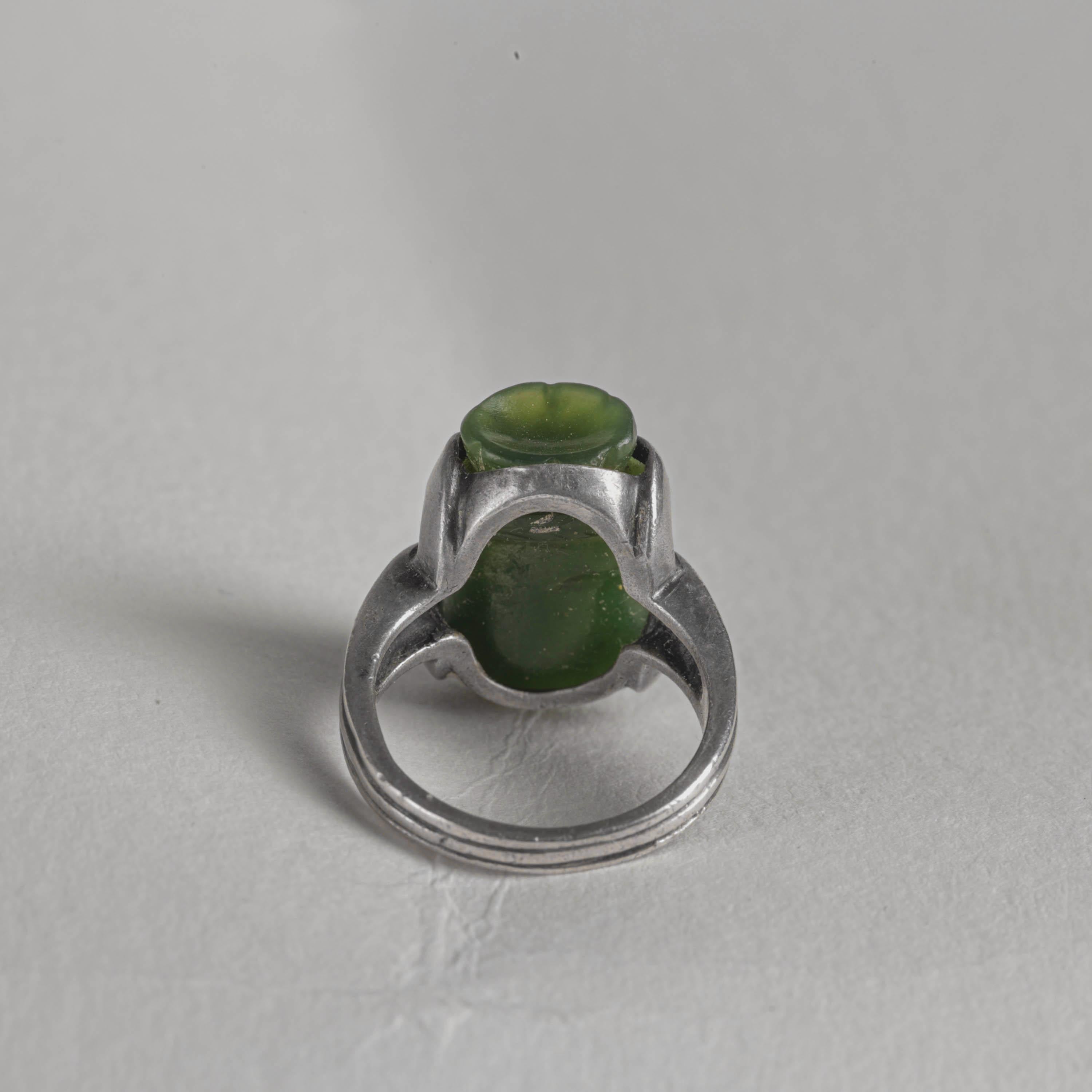 Antique Chinese Art Deco Nephrite Ring Certified Untreated, Exquisite Old-School For Sale 4