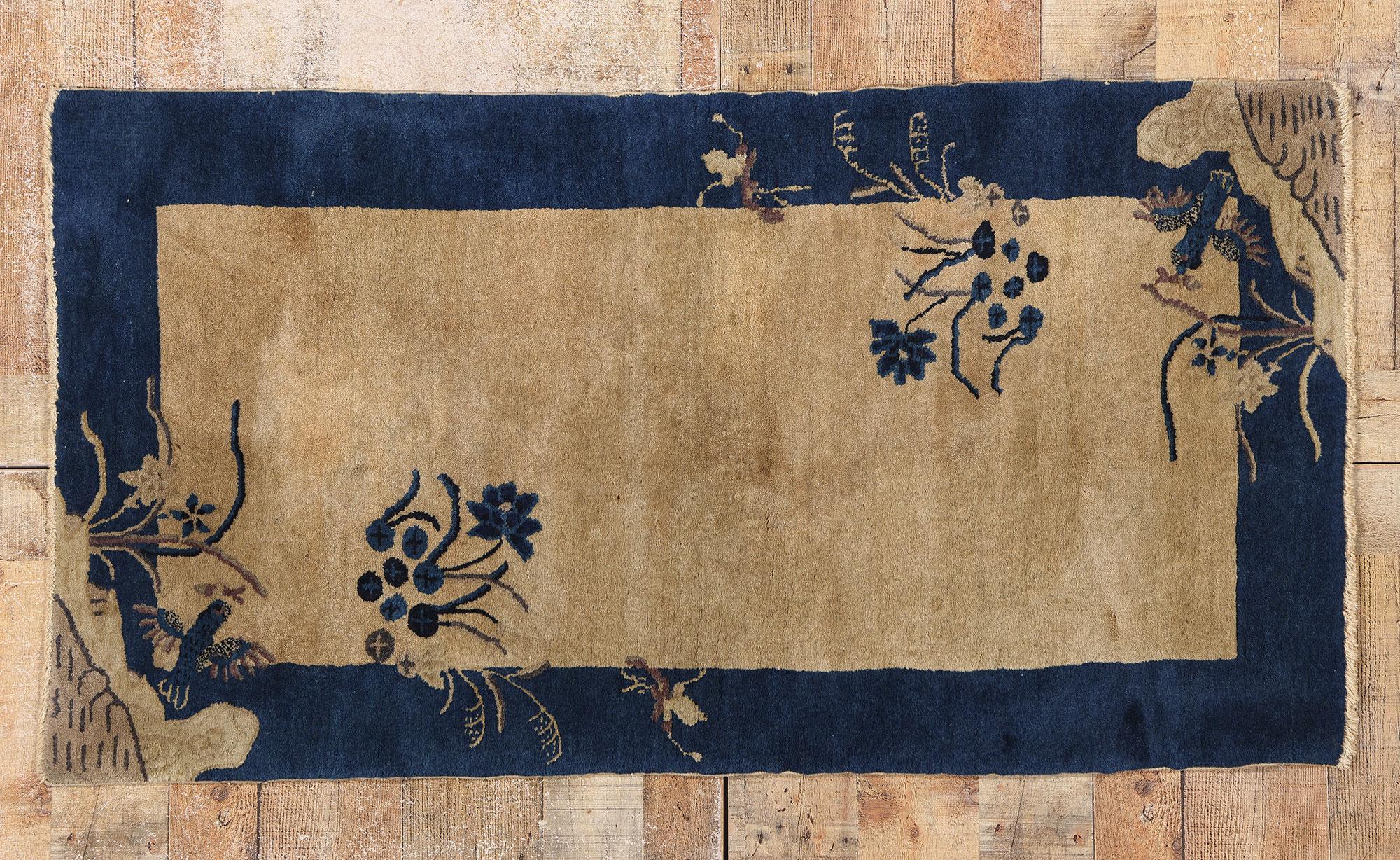 Tapis Art déco chinois ancien, 02'07 x 04'10 en vente 2