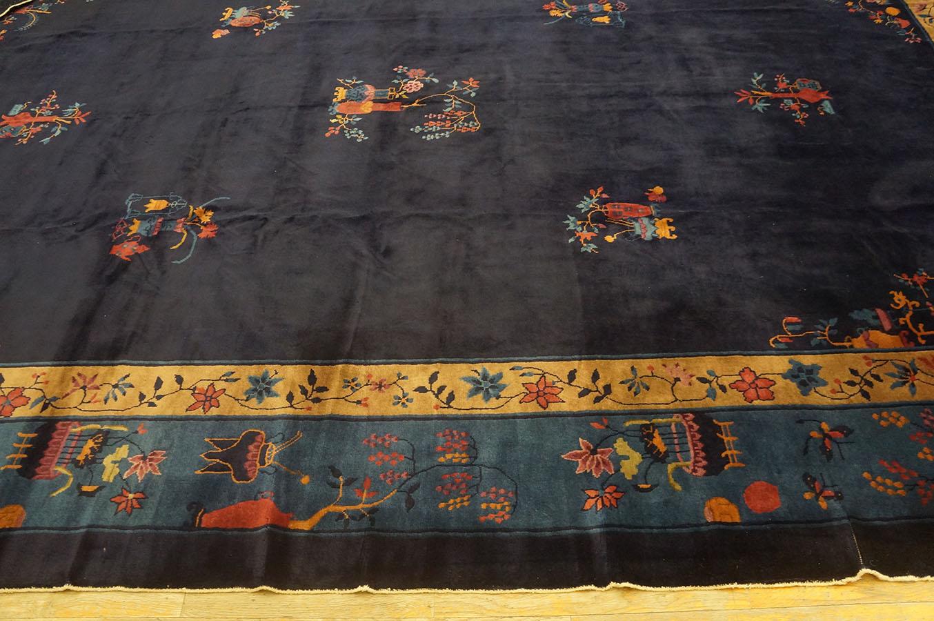 Early 20th Century 1920s Chinese Art Deco Carpet ( 10' x 14'6'' - 305 x 442 ) For Sale