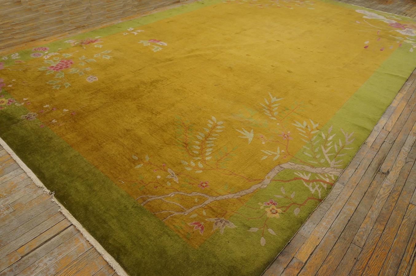 1920s Chinese Art Deco Carpet ( 10' x 17' 6'' - 305 x 535 cm ) In Good Condition For Sale In New York, NY