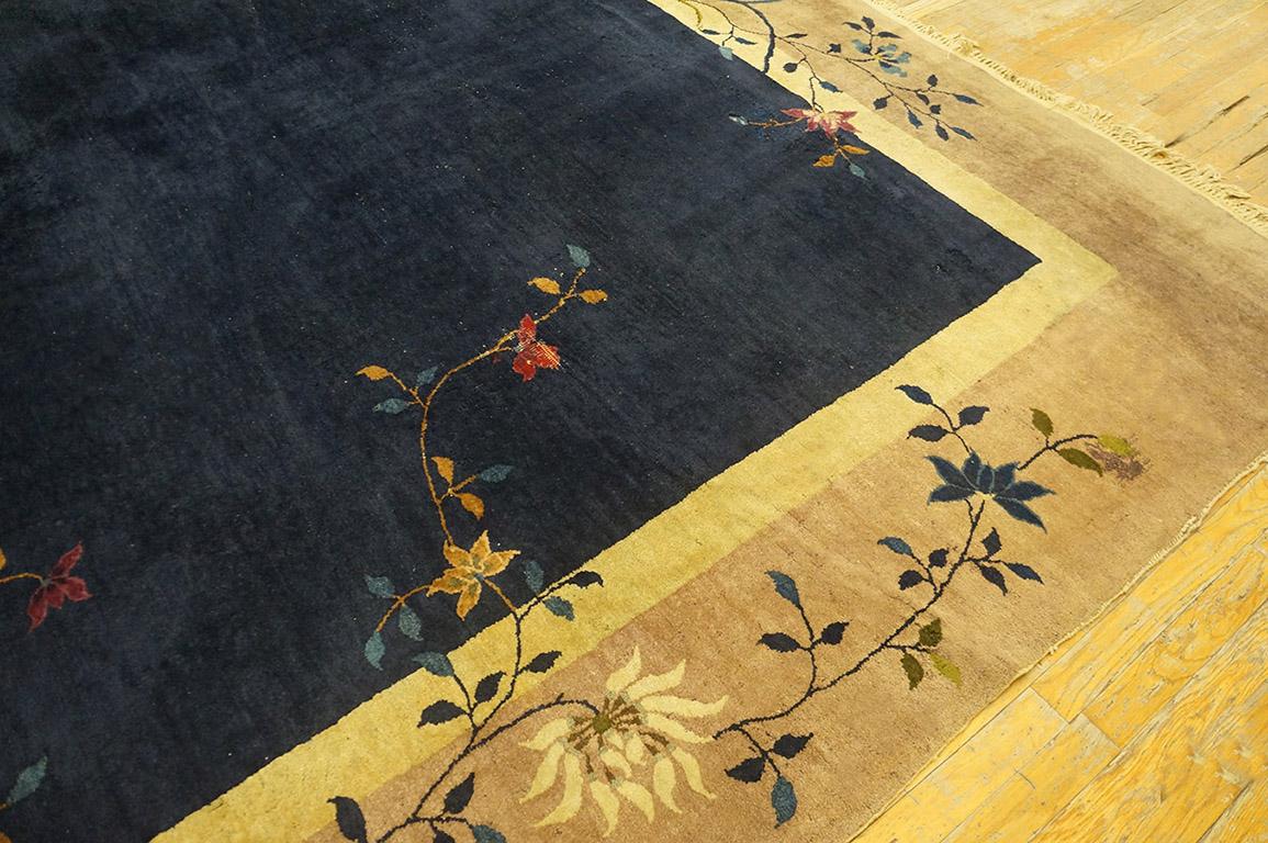 Wool 1920s Chinese Art Deco Carpet ( 10' x 15 - 305 x 458 cm ) For Sale