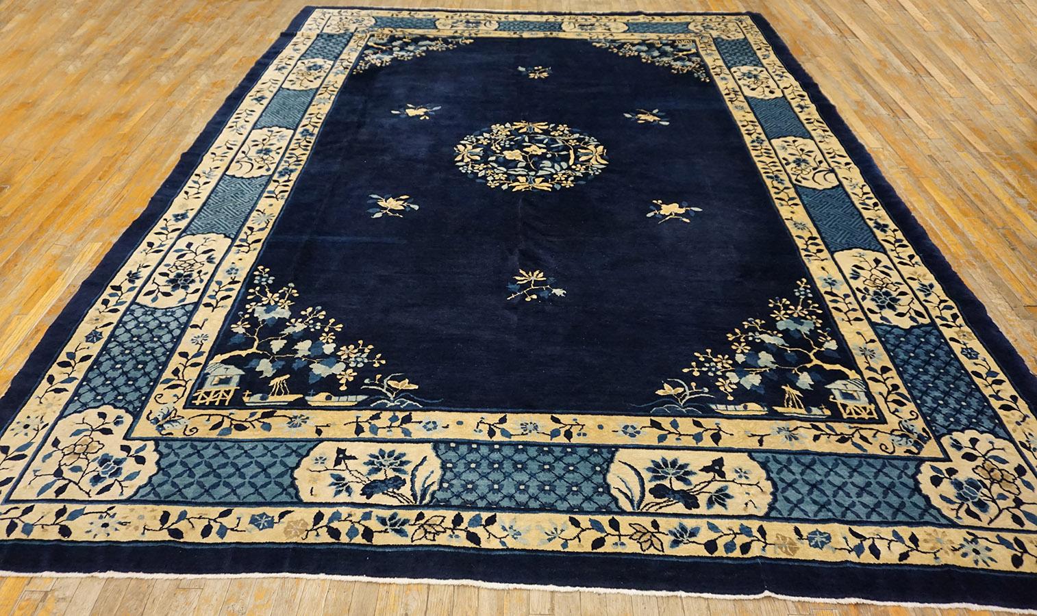 Tapis pékinois de la fin du XIXe siècle (310 x 405 cm)