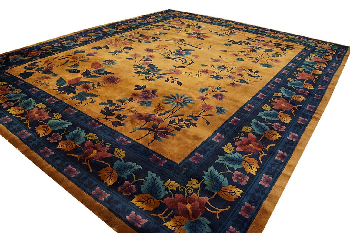 Hand-Knotted 1920s Chinese Art Deco Carpet (  11' 10'' x 14' 7'' - 360 x 444 cm ) For Sale