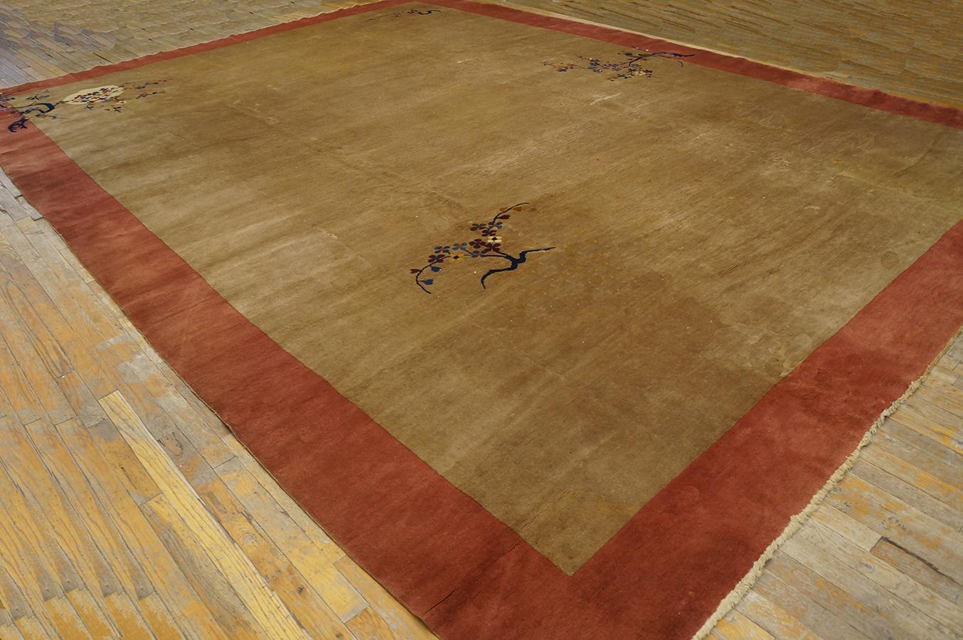 Hand-Knotted 1920s Chinese Art Deco Carpet ( 11' 4'' x 15' 4'' - 345 x 467 cm ) For Sale