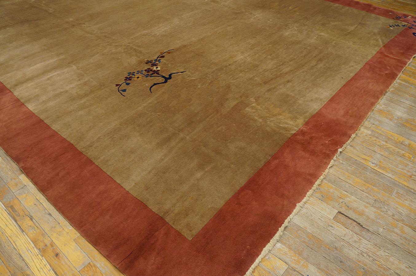 Early 20th Century 1920s Chinese Art Deco Carpet ( 11' 4'' x 15' 4'' - 345 x 467 cm ) For Sale
