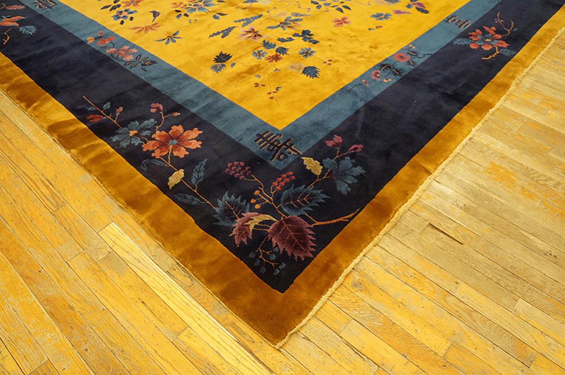 Antiker chinesischer Art Deco Teppich im Zustand „Gut“ im Angebot in New York, NY