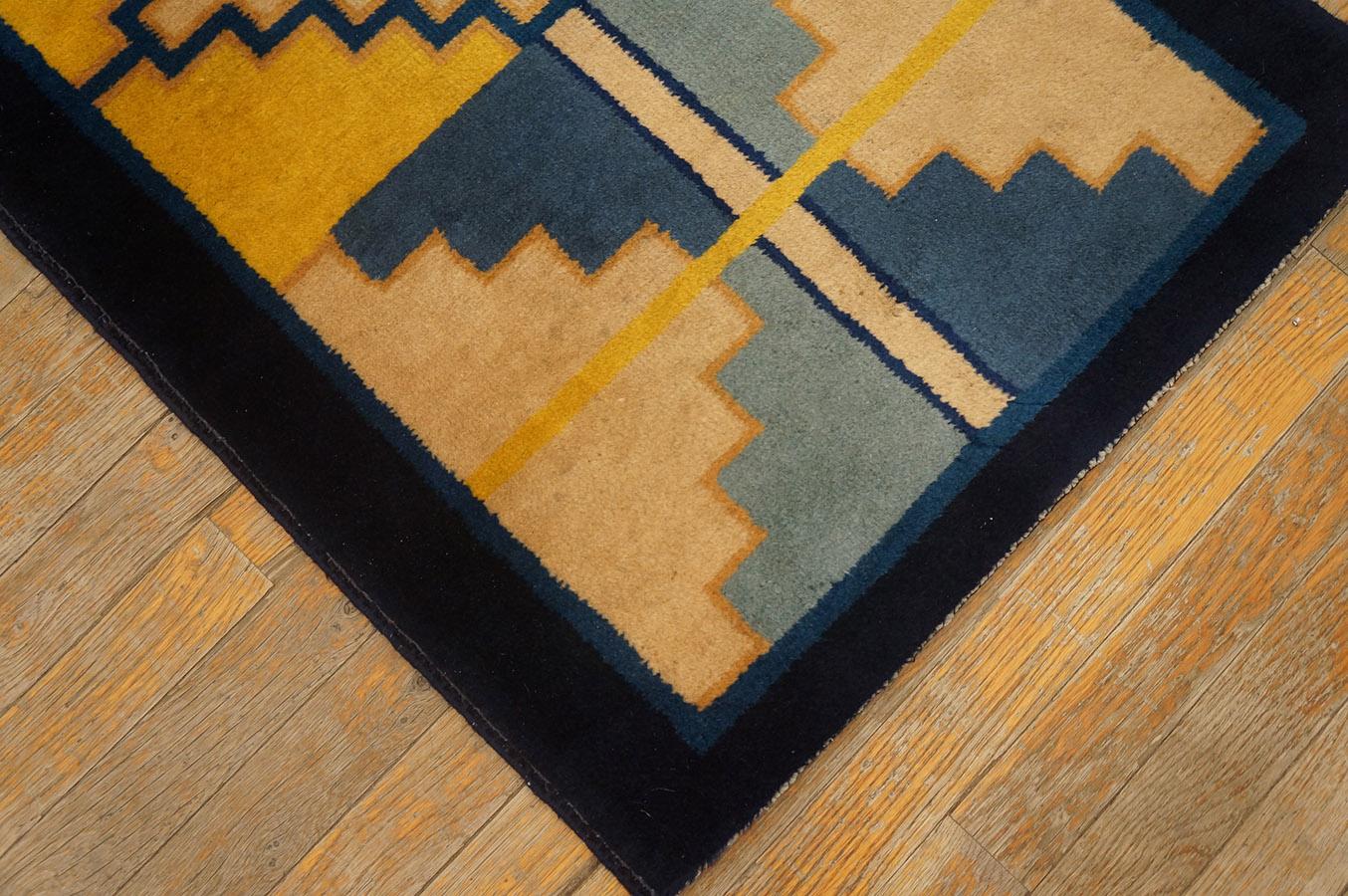 1920s Chinese Art Deco Rug ( 2' x 3'8'' - 62 x 112 ) In Good Condition For Sale In New York, NY