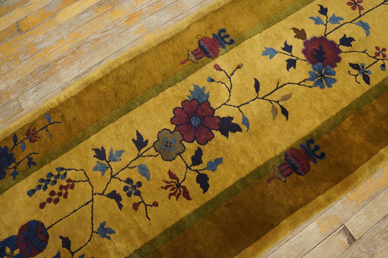 1920s Chinese Art Deco Carpet ( 2' 6'' x 19' 3'' - 76 x 586 cm ) For Sale 5