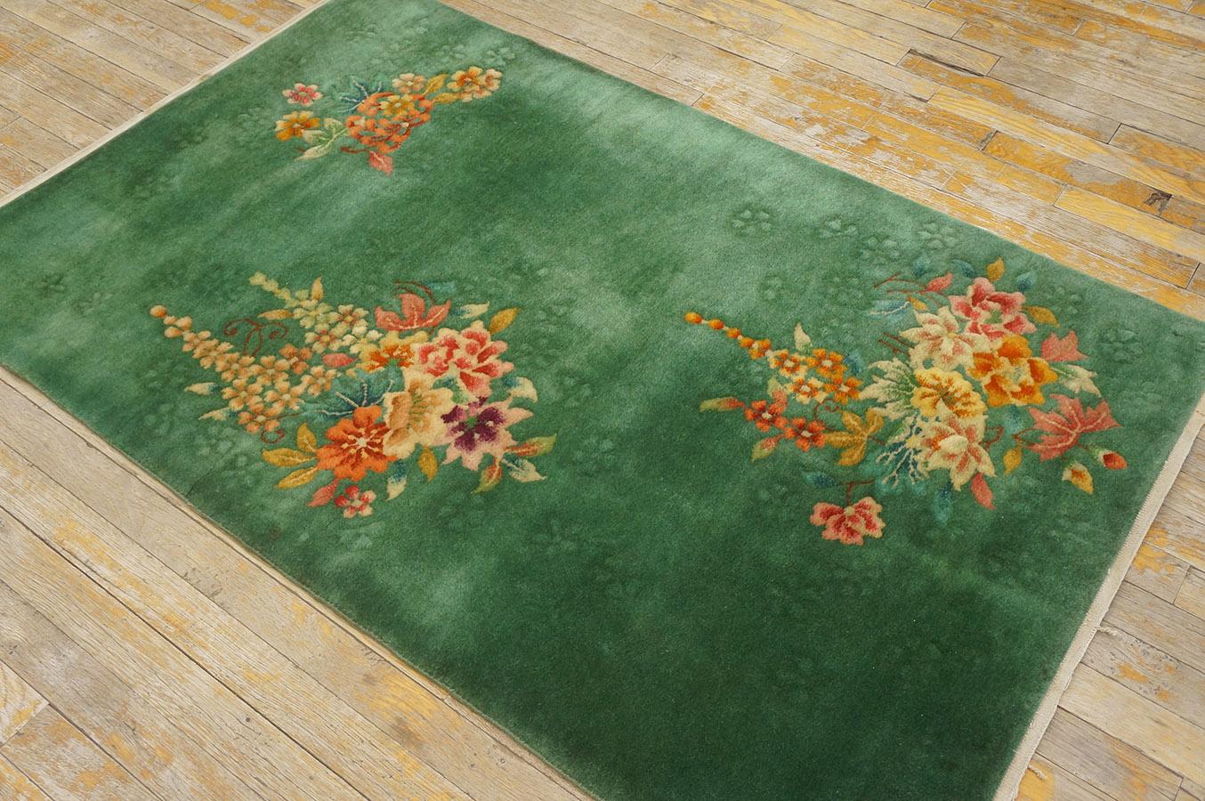 Early 20th Century 1930s Chinese Art Deco Carpet ( 3'  x 5' - 92 x 153 cm ) For Sale