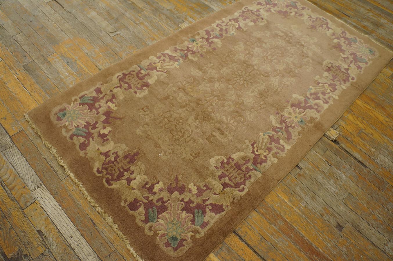 Antique Chinese Art Deco rug, measures: 3' 2'' x 5' 10''.