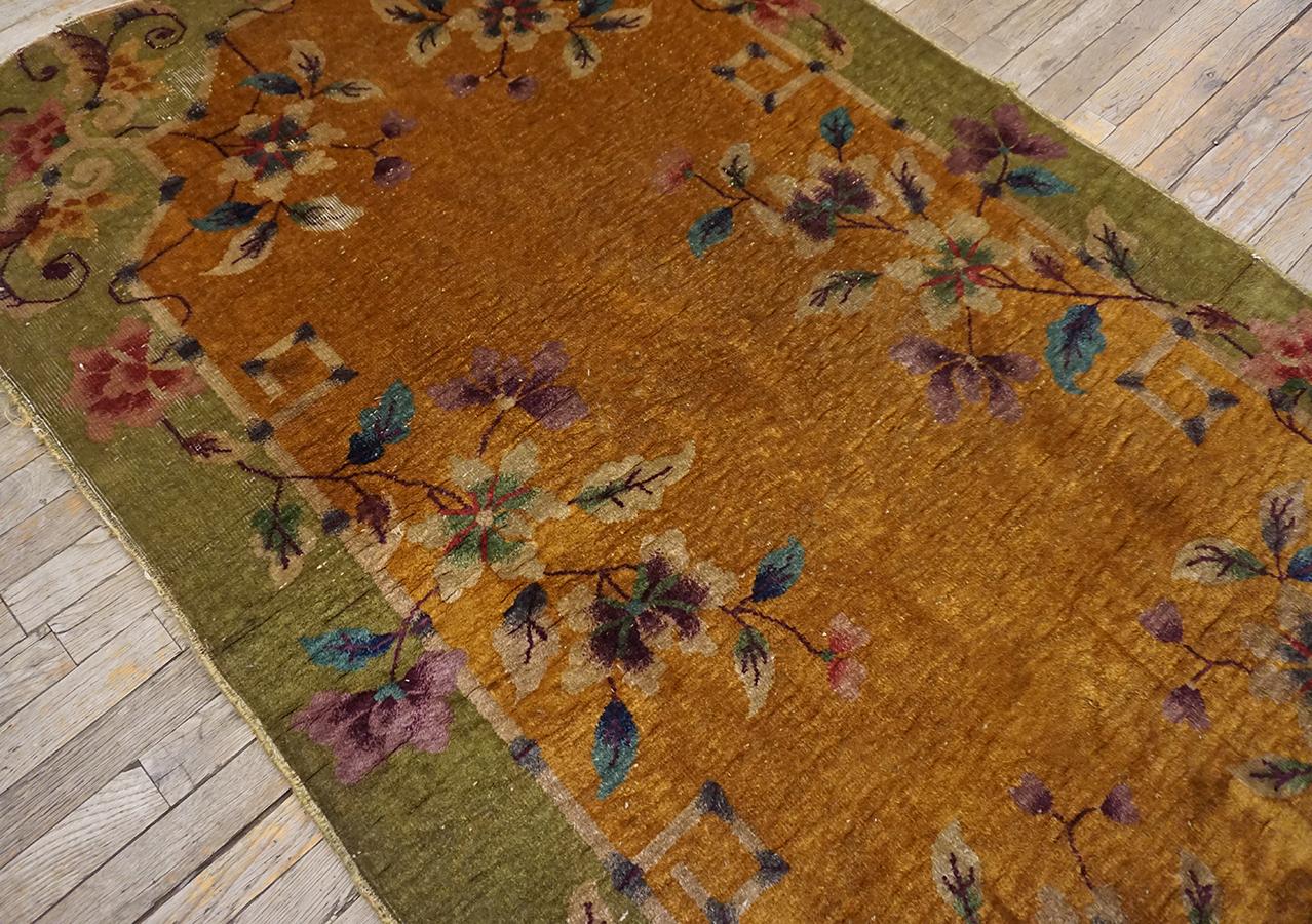 1920s Chinese Art Deco Carpet ( 4' x 6'6'' - 122 x 198 ) In Good Condition For Sale In New York, NY