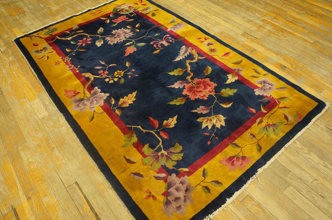 1920s Chinese Art Deco Rug ( 4' x 6'6'' - 122 x 198 ) In Good Condition For Sale In New York, NY