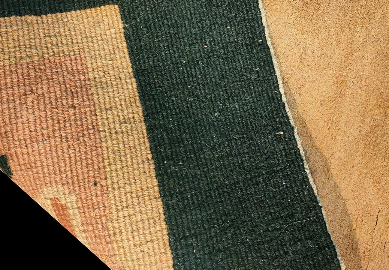Chinesischer Art-Déco-Teppich aus den 1920er Jahren ( 4''2 x 7'' - 127 x 213) (Wolle) im Angebot