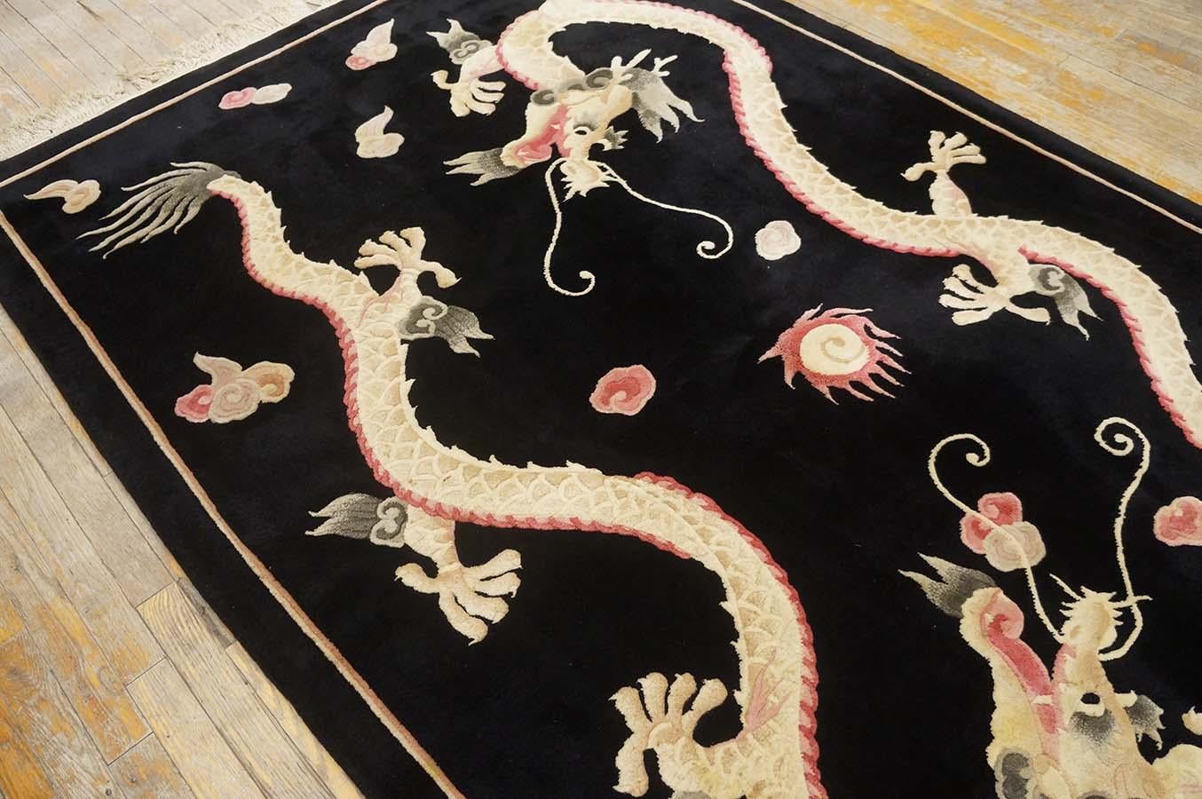 Vintage 1980s Chinese Dragon Carpet ( 5' x 8' - 152 x 243 cm) For Sale 1