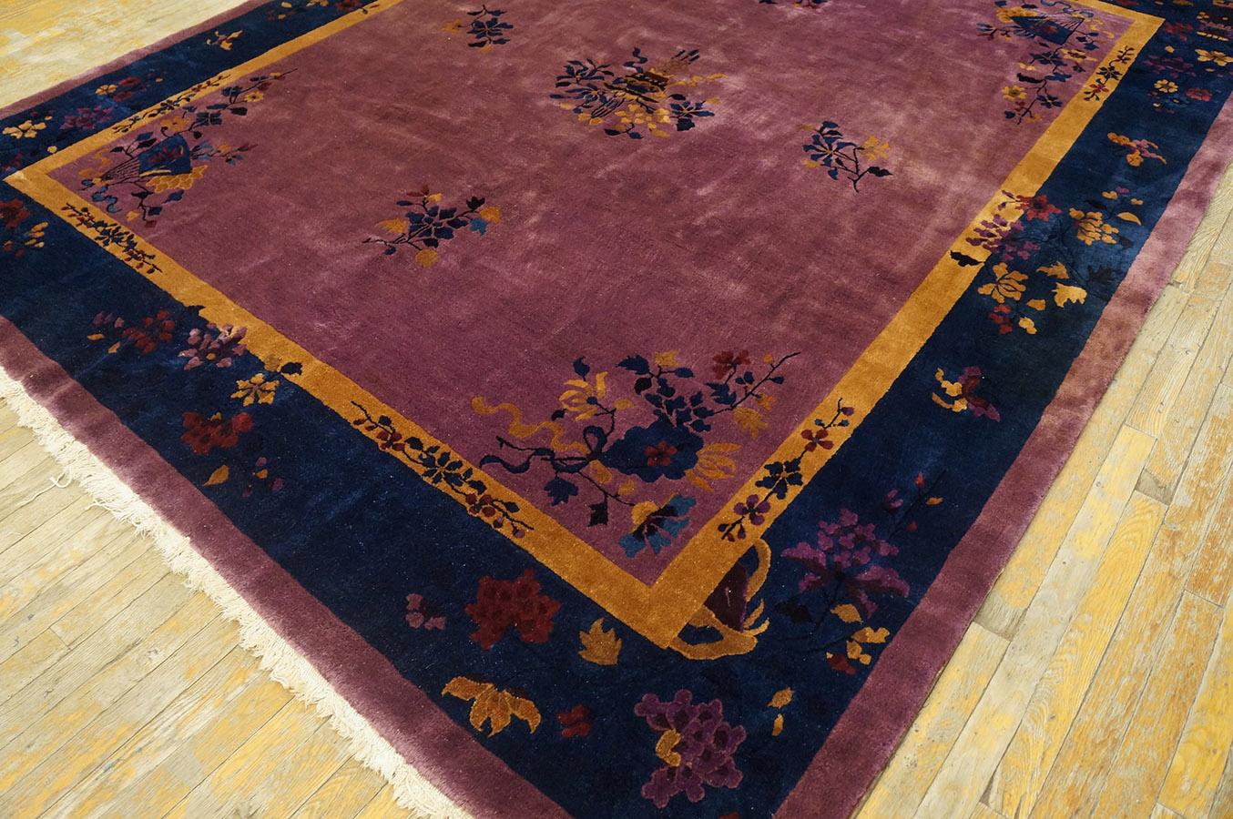1920s Chinese Art Deco Carpet ( 8' x 9' 8'' - 245 x 295 cm ) In Good Condition For Sale In New York, NY