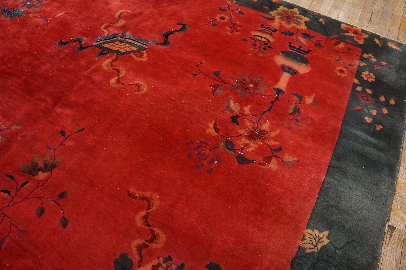 1920s Chinese Art Deco Carpet ( 8' 10'' x 11' 2'' - 270 x 340 cm )  For Sale 4