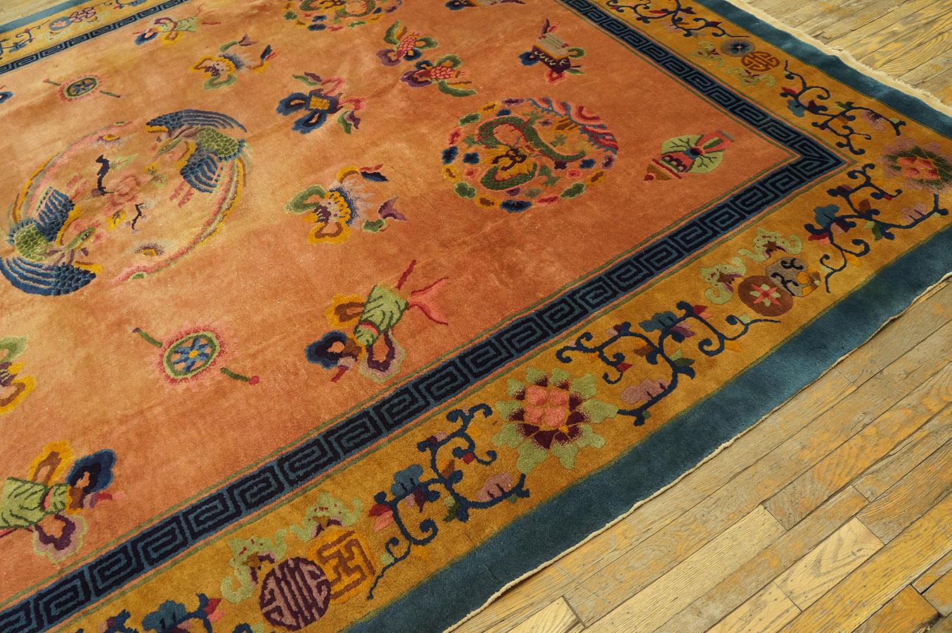 Chinesischer Art-déco-Teppich aus den 1920er Jahren ( 8''10'''' x 11''5''''- 270 x 348 ) (Frühes 20. Jahrhundert) im Angebot