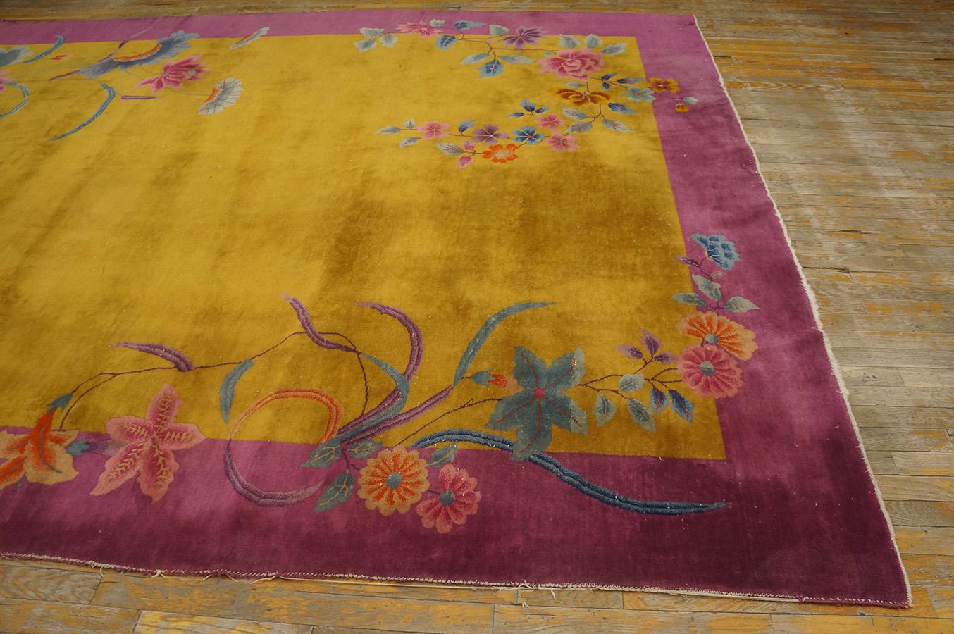 Early 20th Century 1920s Chinese Art Deco Carpet  ( 8' 10'' x 11' 4'' -270 x 345 cm ) For Sale