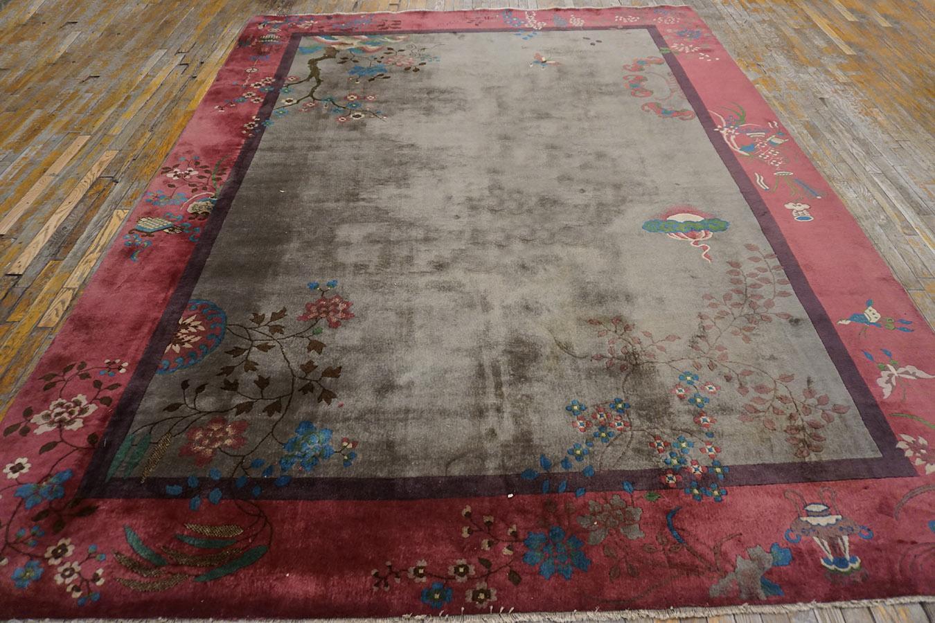 Inizio XX secolo Tappeto Art Deco cinese degli anni '20 ( 8'9'' x 11'4'' - 267 x 345 ) in vendita