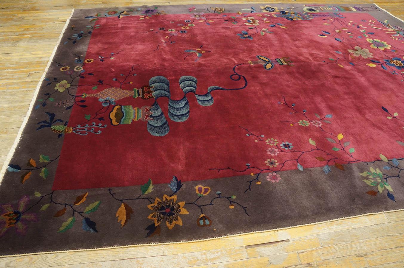 Wool 1920s Chinese Art Deco Carpet ( 9' x 11'3'' - 275 x 343 ) For Sale
