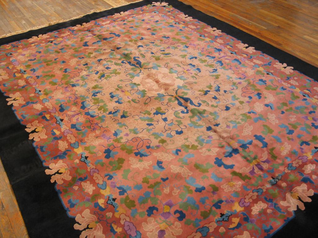Antiker chinesischer Art-Déco-Teppich mit mehrfarbigem Muster und den Maßen 9' 0