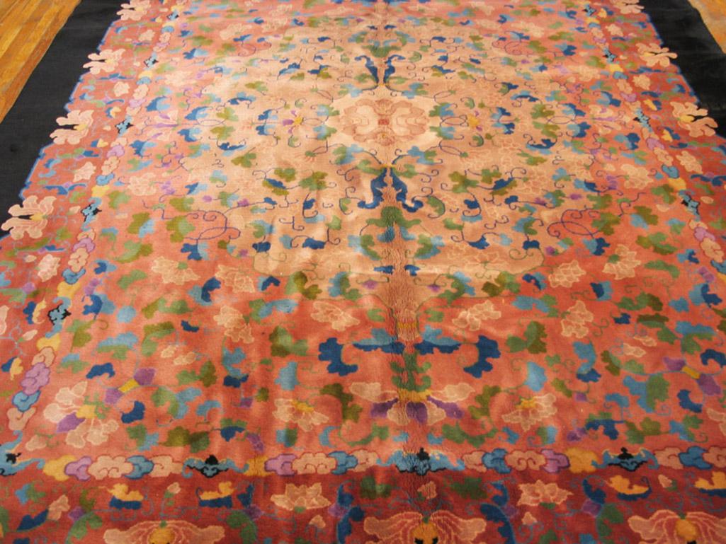 Antique Chinese Art Deco Rug In Good Condition For Sale In New York, NY