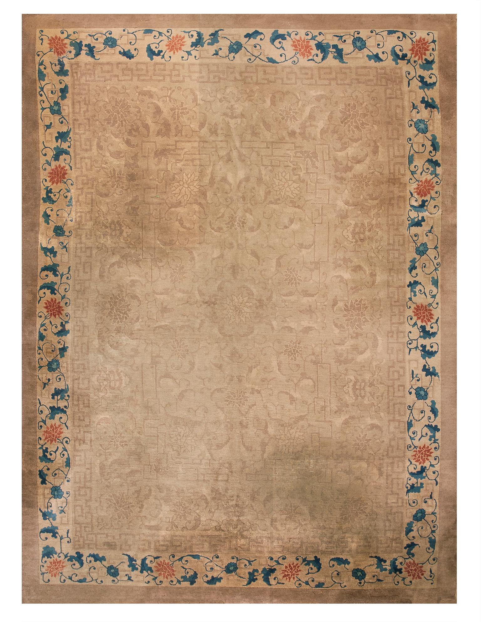 Antique  Chinese - Art Deco Rug 9' 0'' x 11' 8'' In Good Condition For Sale In New York, NY