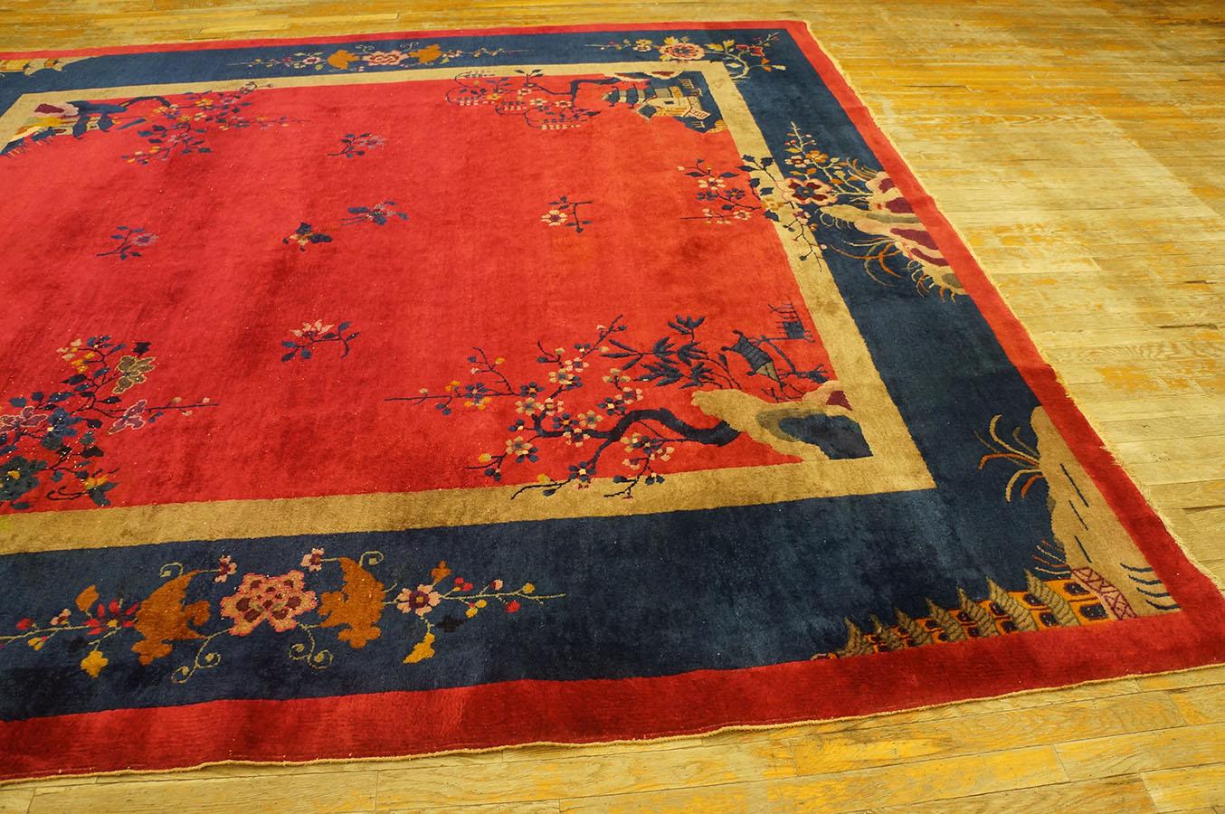 1920s Chinese Art Deco Carpet ( 9' x 9' 9'' - 275 x 297 cm ) In Good Condition For Sale In New York, NY