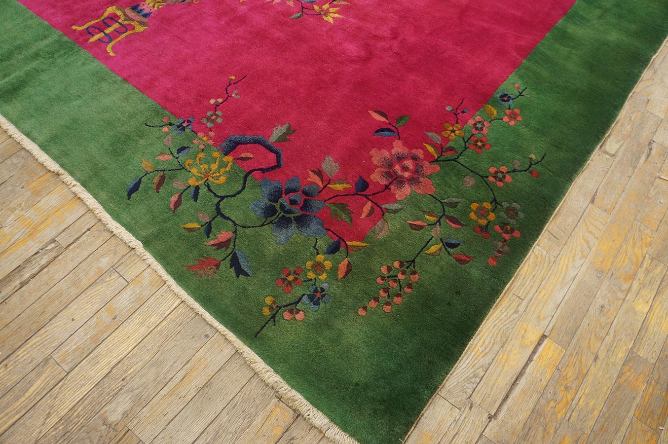Early 20th Century 1920s Chinese Art Deco Carpet ( 9' x 11' 6'' - 275 x 350 cm ) For Sale